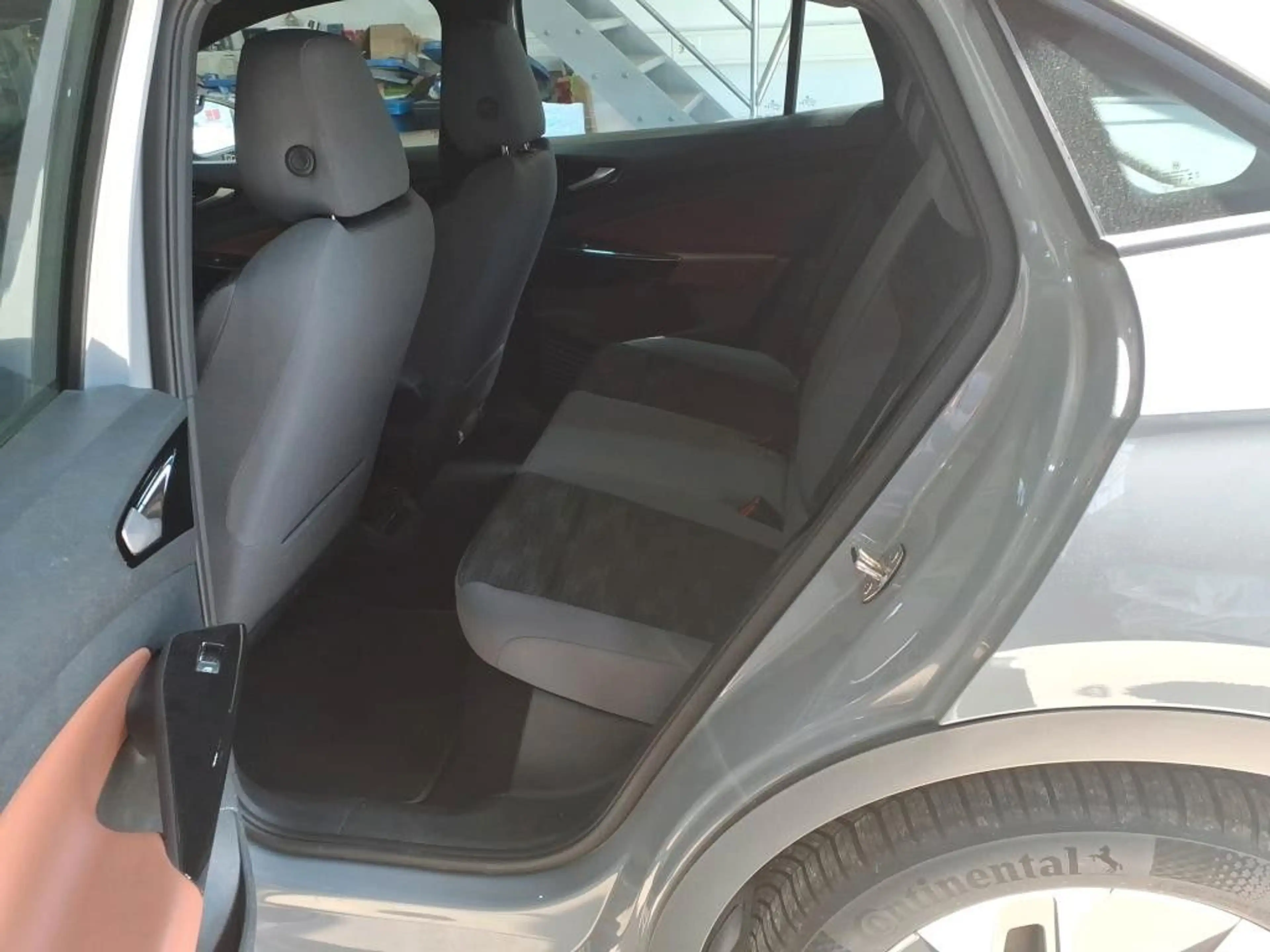 Volkswagen ID.5 Pro Performance Aut. LED Navi SHZ WP ACC — photo 6