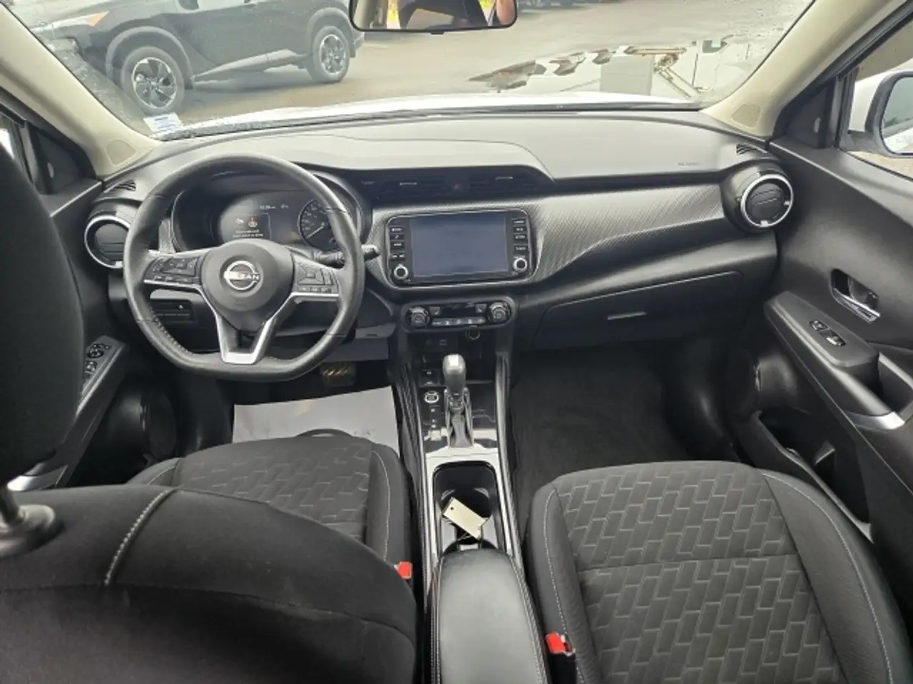 Nissan Kicks снимка Nissan Kicks