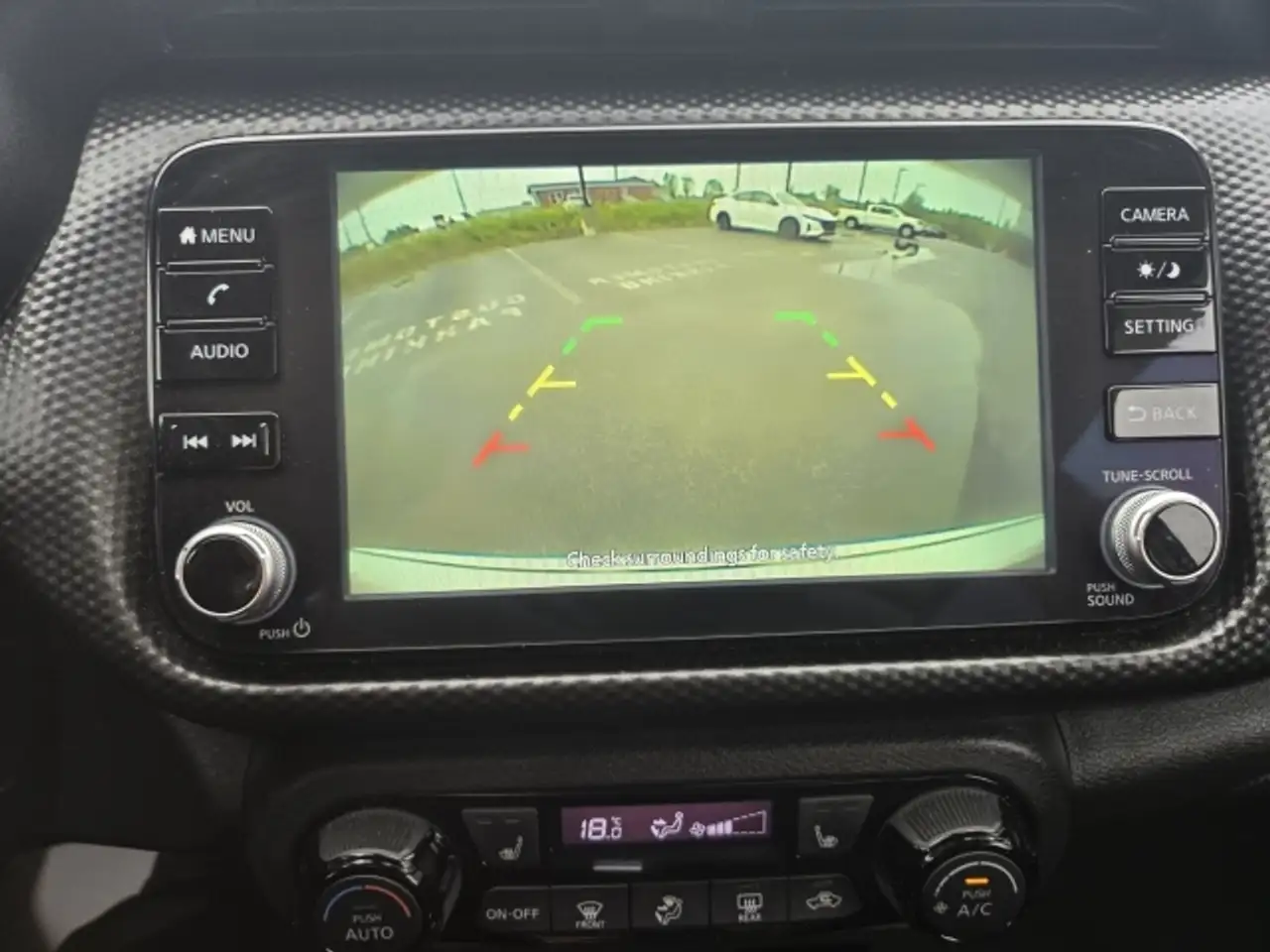 Nissan Kicks снимка Nissan Kicks