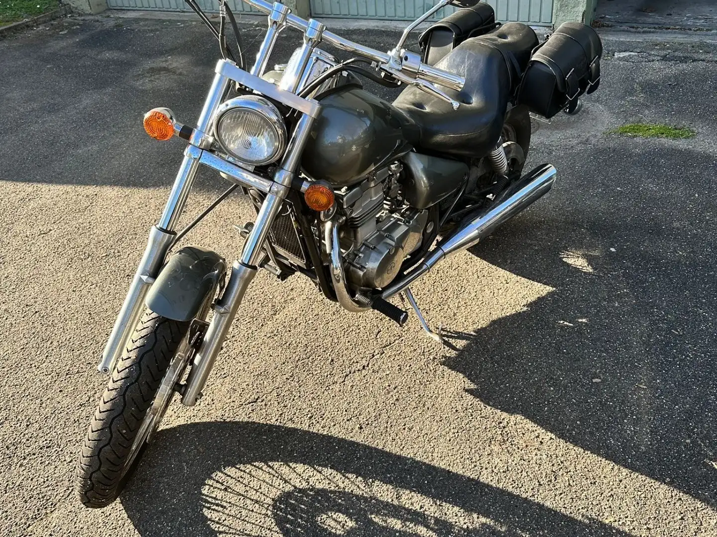 Kawasaki EN 500 siva - 1