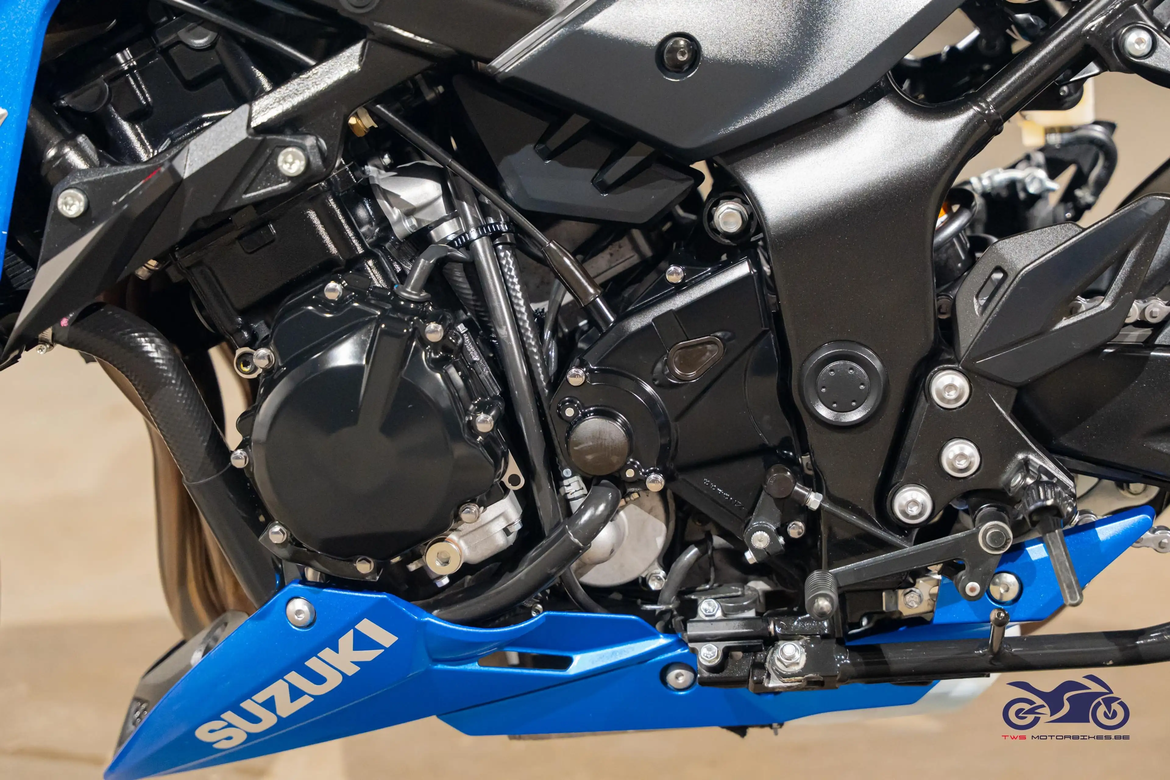 Suzuki GSX-S 750 — photo 11