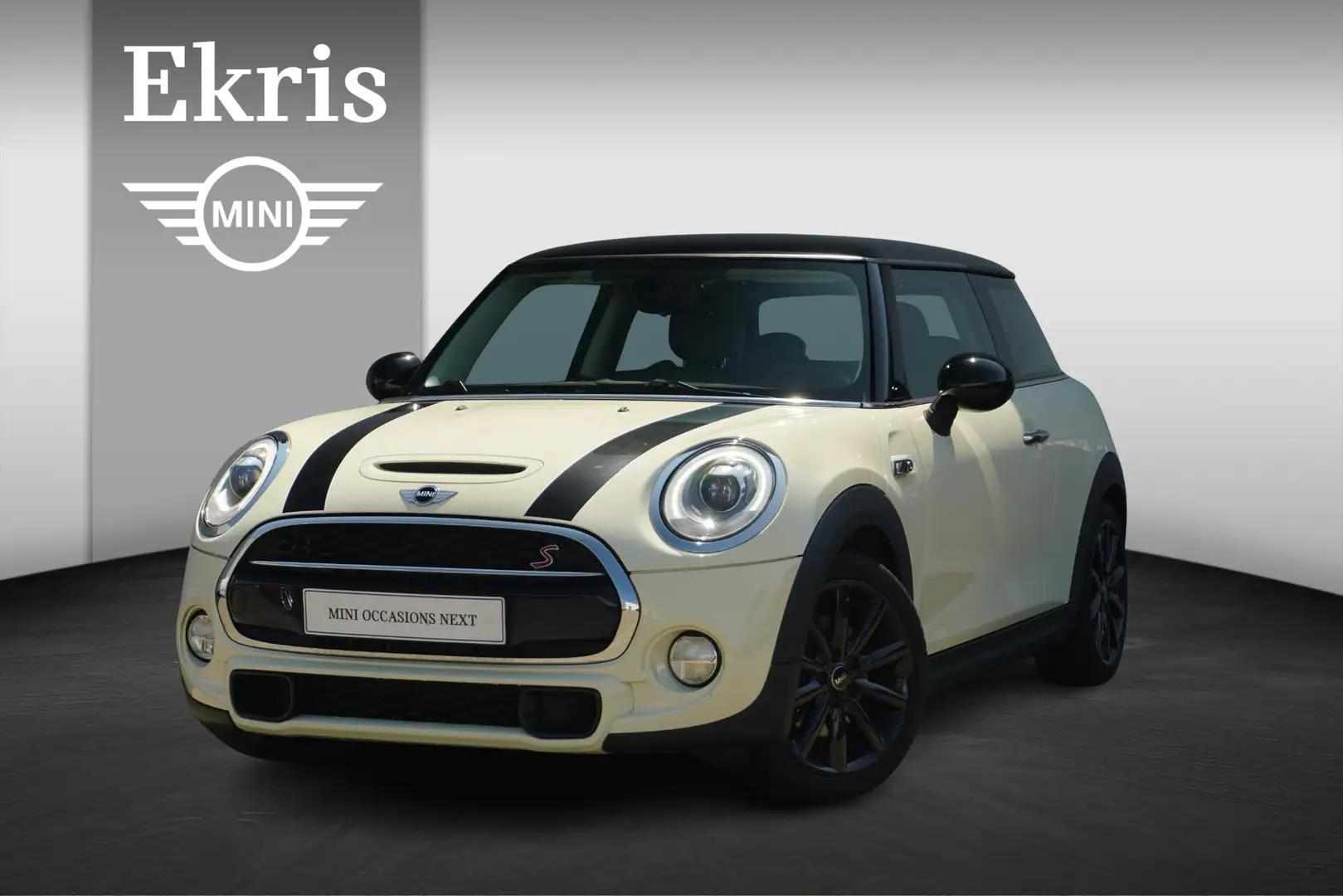 MINI Cooper S 3-Deurs / 17'' LM Velgen / Climate Control / Parke Wit - 1