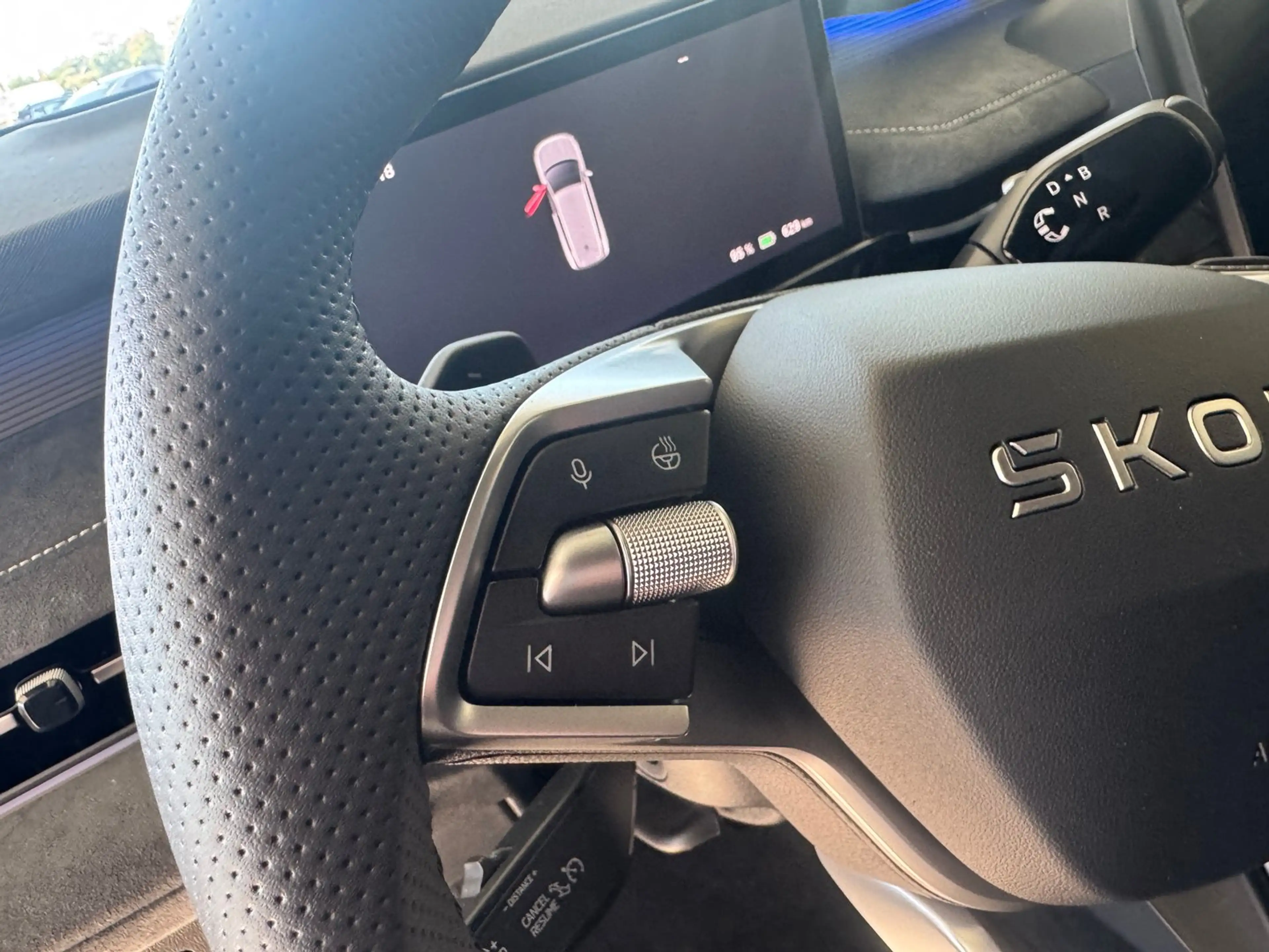 Skoda Peaq Sportline 90x — photo 16