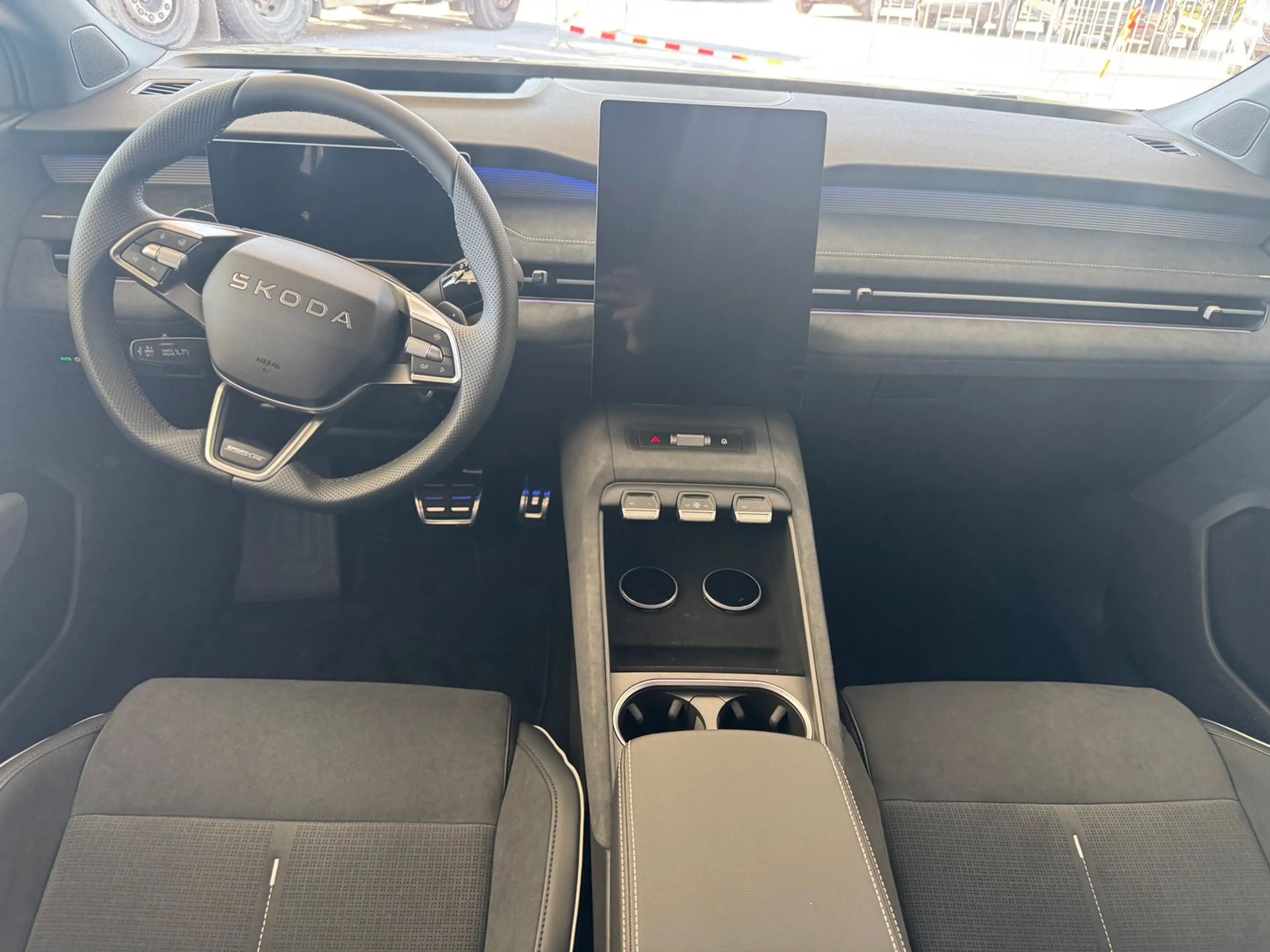 Skoda Peaq Sportline 90x — photo 10