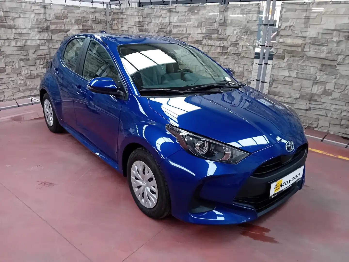 Toyota Yaris 1.5i VVT-i Hybrid E-CVT Dynamic Bleu - 1