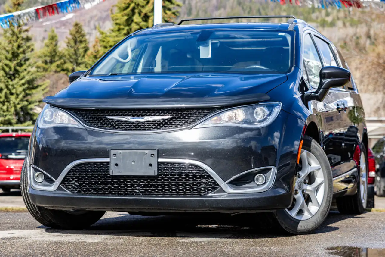 Chrysler Pacifica fotografie Chrysler Pacifica