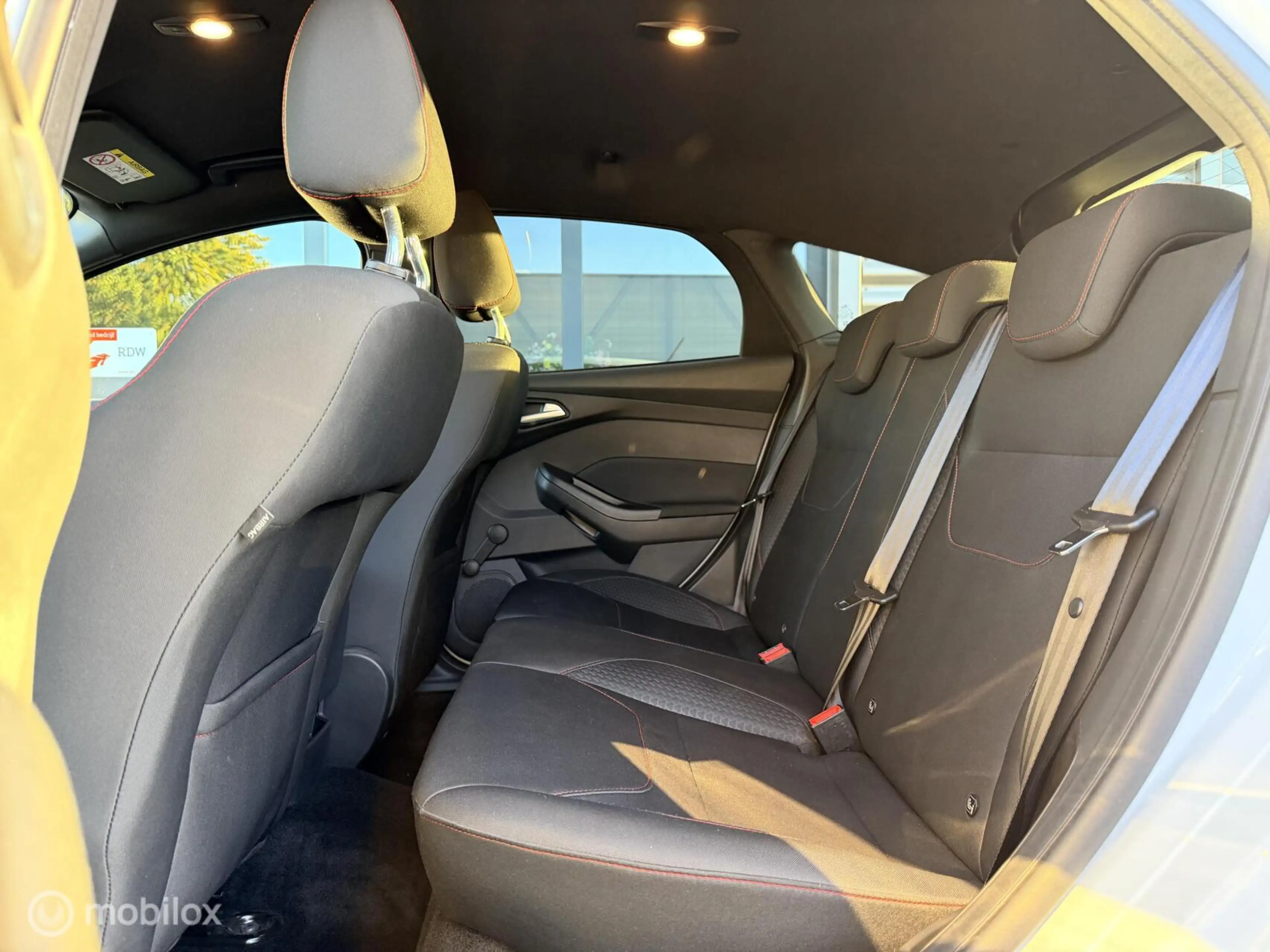 Ford Focus 1.0 ST-Line 1e Eigenaar NIEUWSTAAT!!! — photo 21