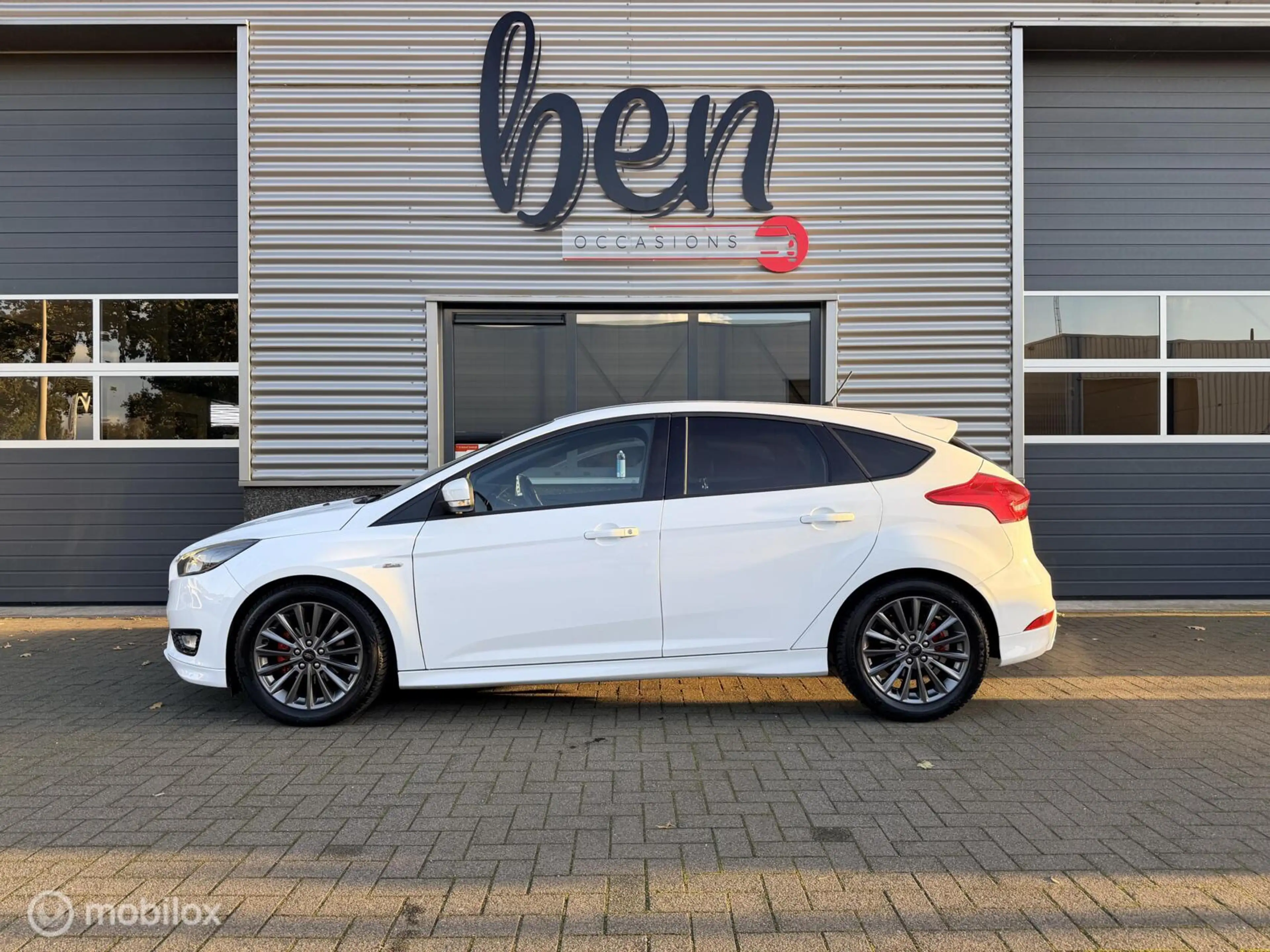 Ford Focus 1.0 ST-Line 1e Eigenaar NIEUWSTAAT!!! — photo 12