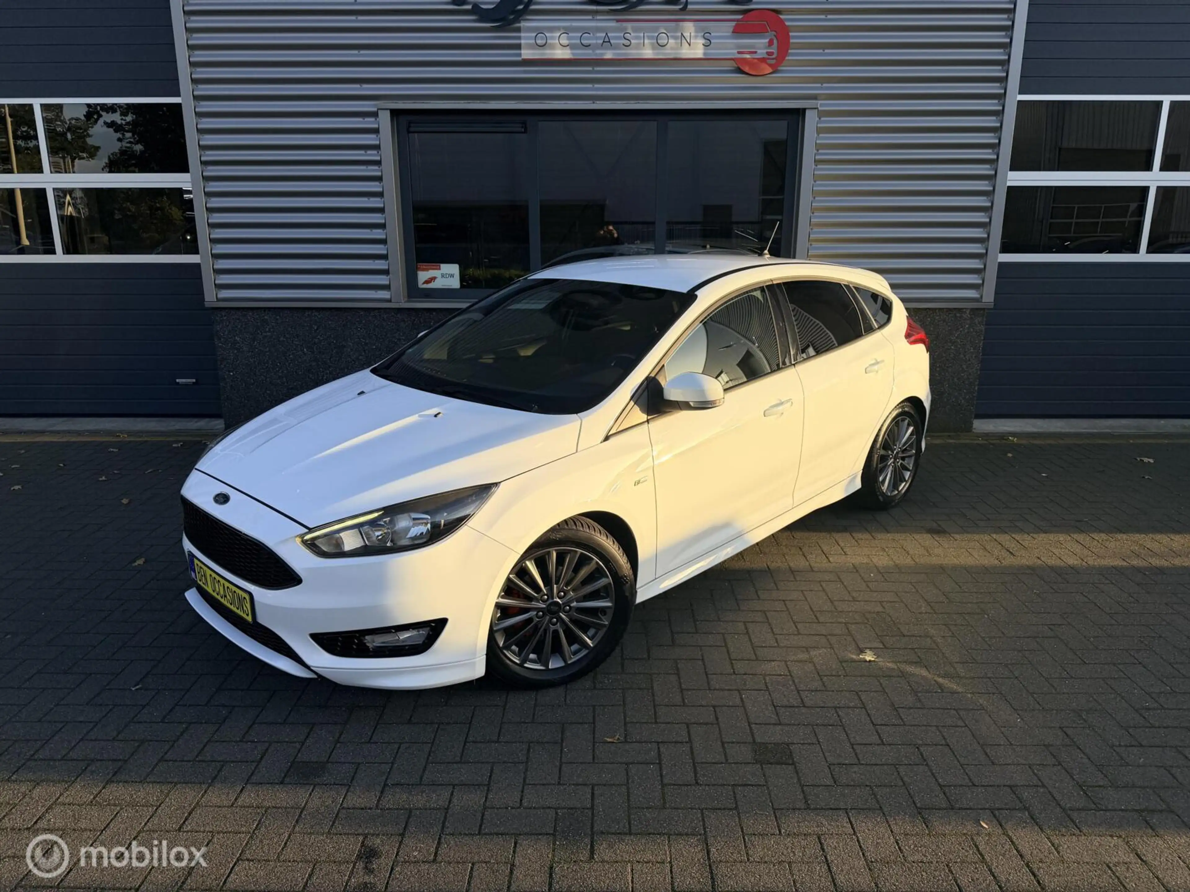Ford Focus 1.0 ST-Line 1e Eigenaar NIEUWSTAAT!!! — photo 3