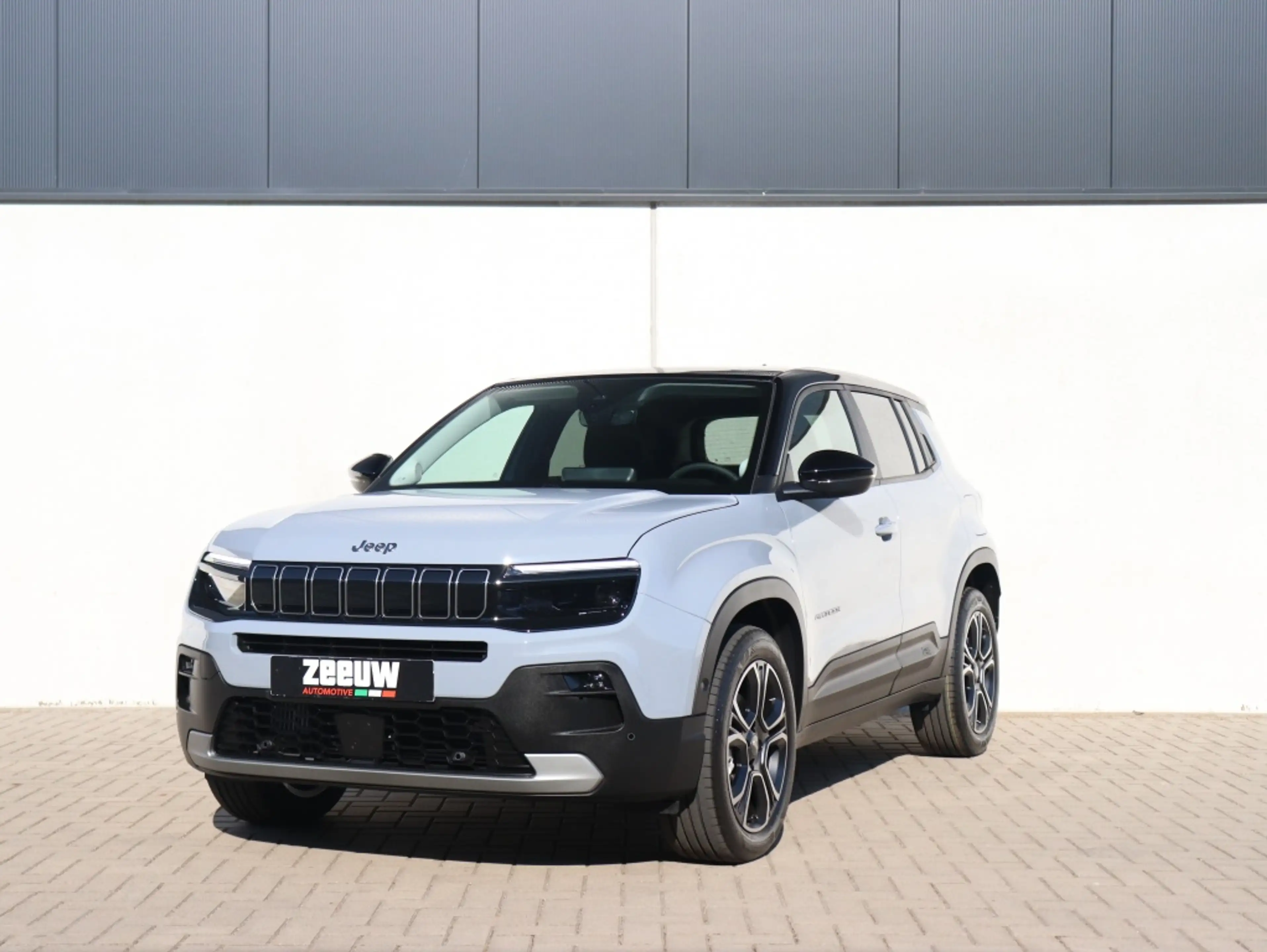 Jeep Avenger 1.2 e-Hybrid Summit | Navi | JBL | Camera | Winter — photo 2