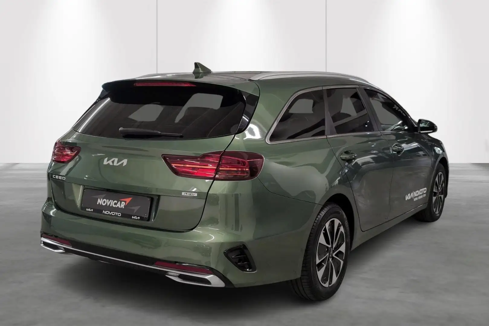 Kia Ceed SW / cee'd SW Sportswagon 1.6 GDI PHEV Business Plus Vert - 2