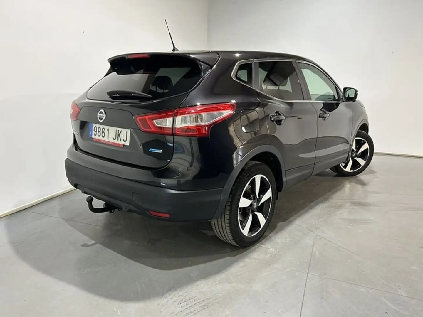 Nissan Qashqai 1.5dCi 110 cv 4x2 360 Negro - 2