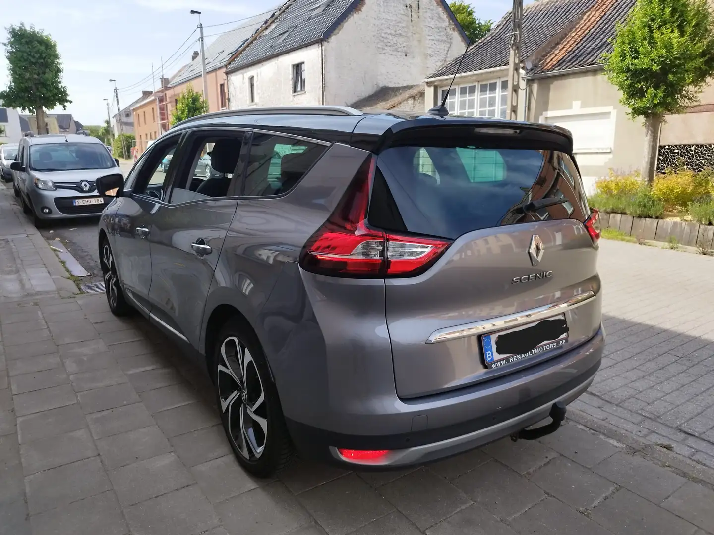 Renault Grand Scenic Grand Scénic 1.7 Blue dCi Bose Edition (EU6.2) Gris - 2