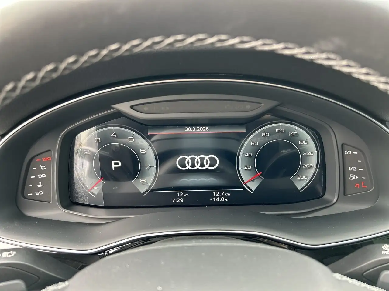 Audi Q7 снимка Audi Q7