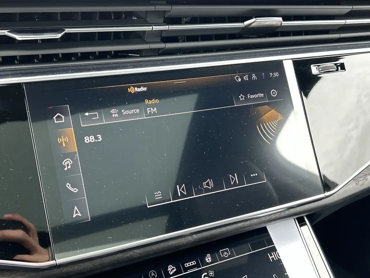 Audi Q7 снимка Audi Q7