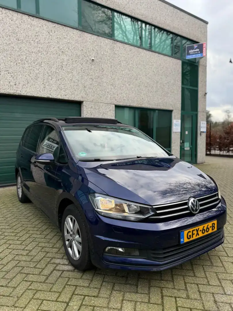 Volkswagen Touran Touran 1.5 TSI Comfortl. 7p Zwart - 1
