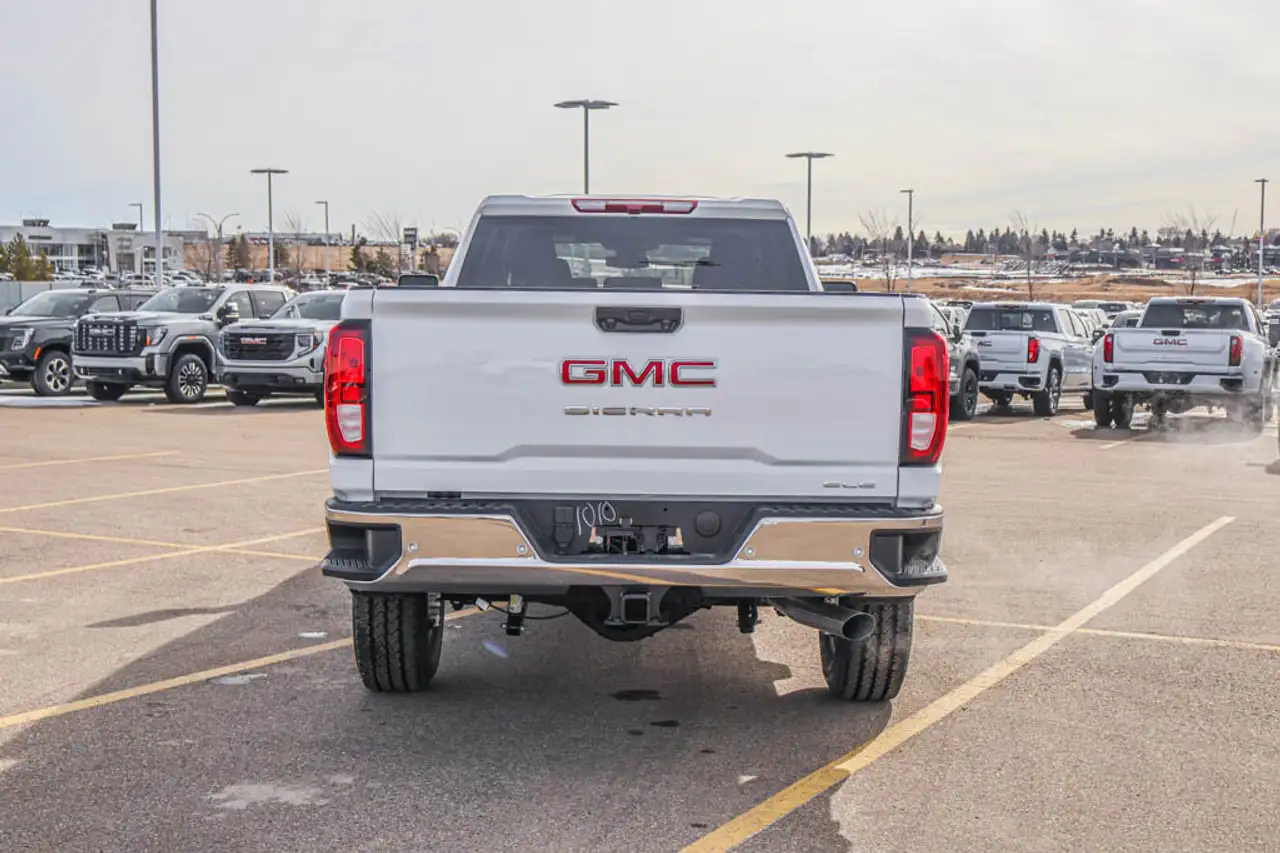 GMC Sierra 2500HD снимка GMC Sierra 2500HD