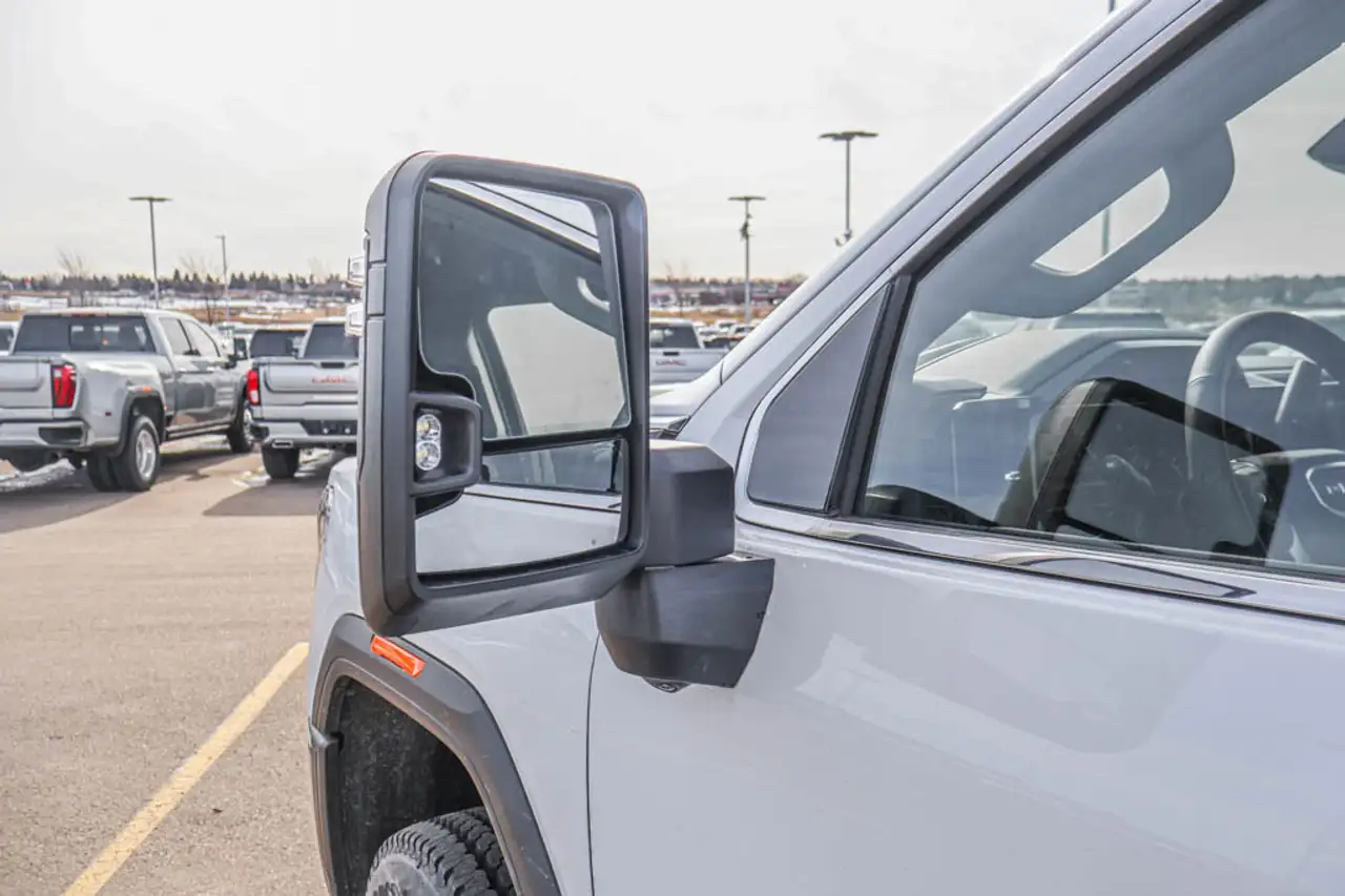 GMC Sierra 2500HD снимка GMC Sierra 2500HD