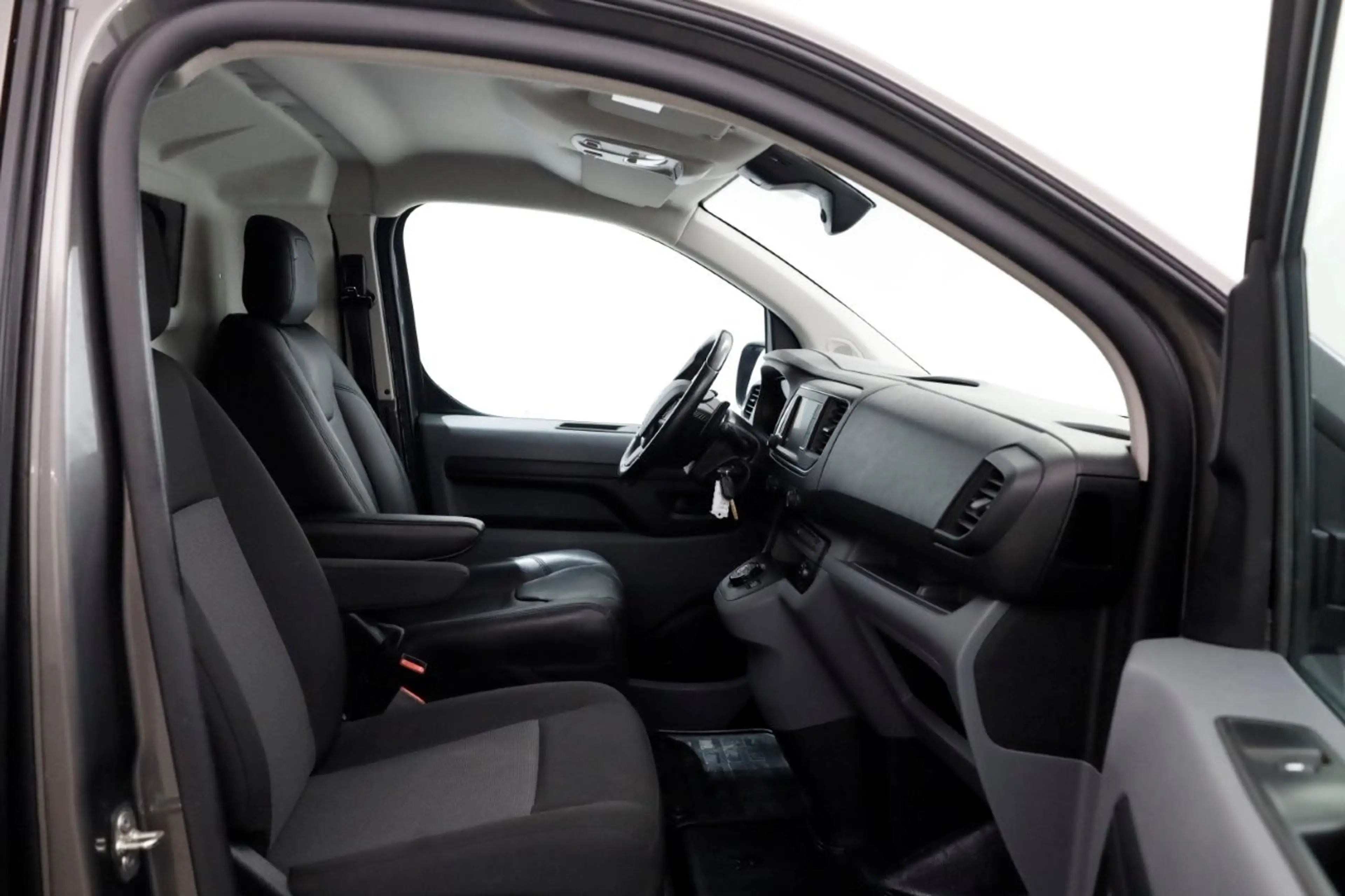 Peugeot Expert 2.0 BlueHDI 145pk Automaat Premium Airco/Carplay/C — photo 3