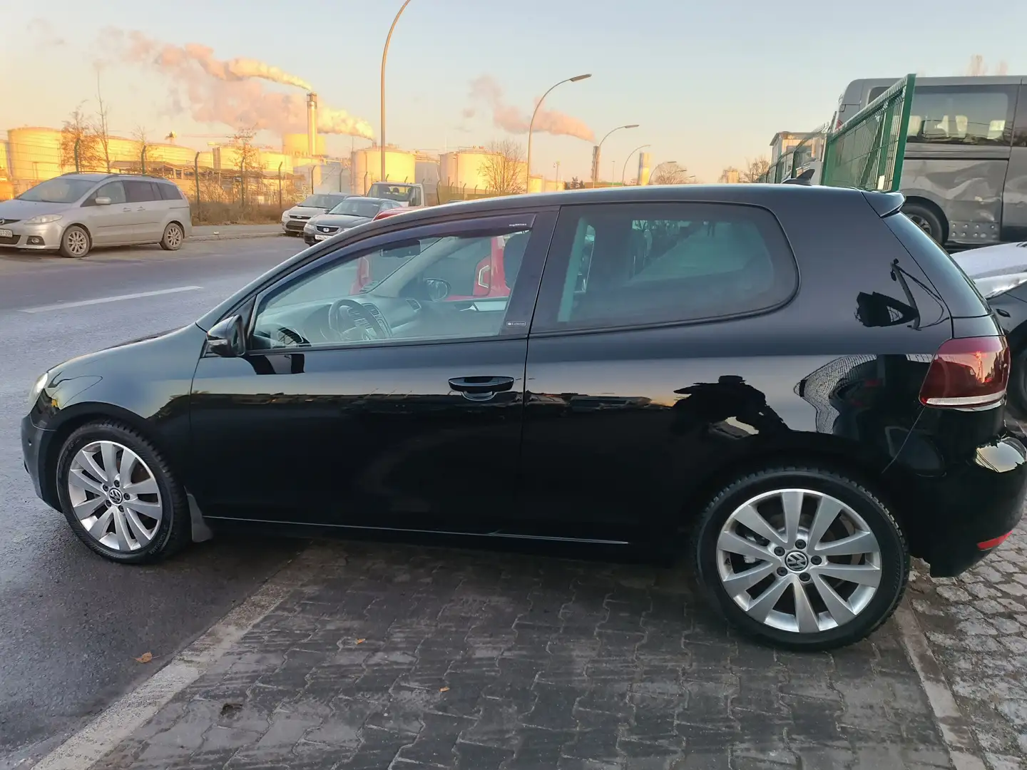 Volkswagen Golf Team Schwarz - 2