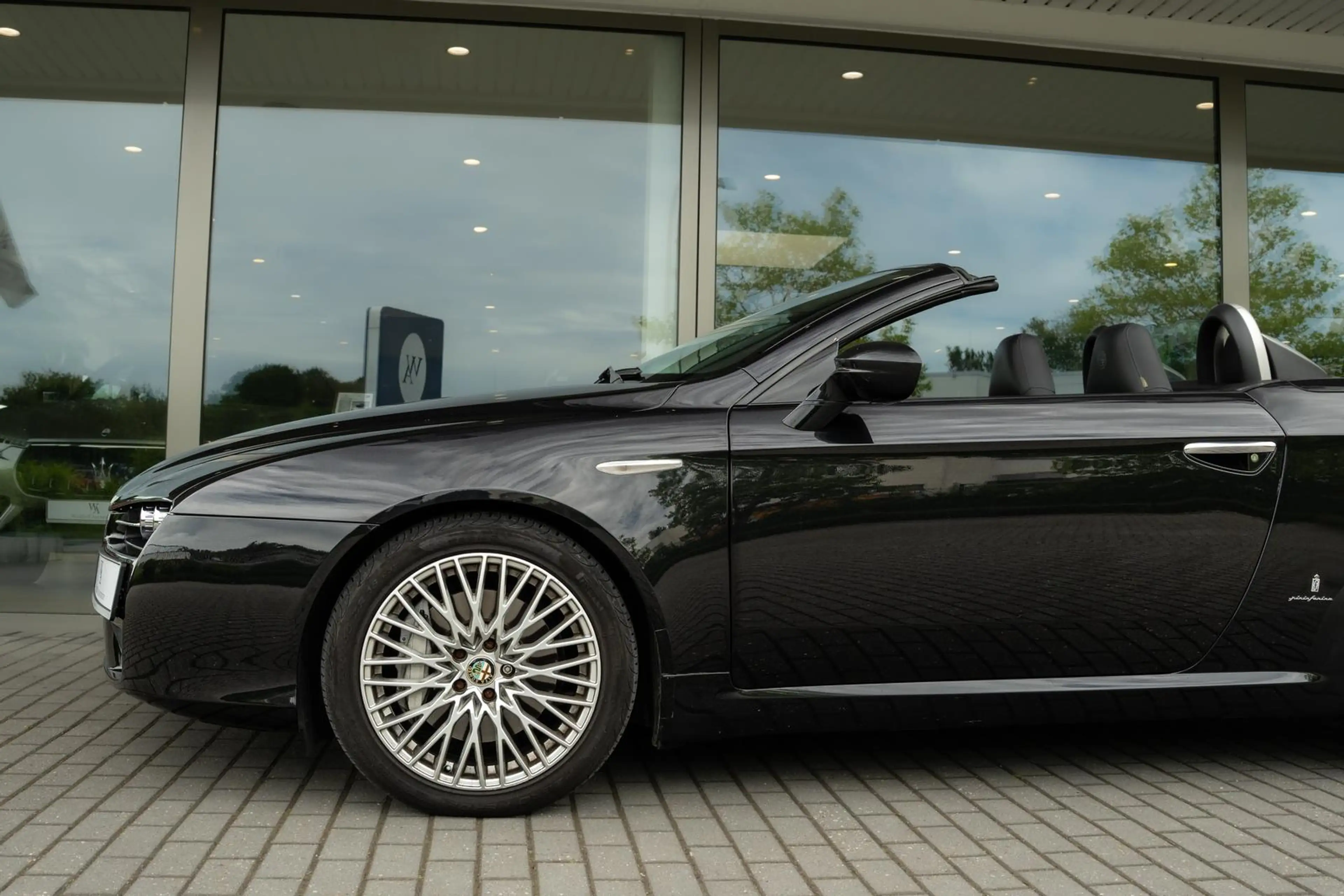 Alfa Romeo Spider 3.2 V6 JTS 24V Exclusive Q4 Metallic — photo 5