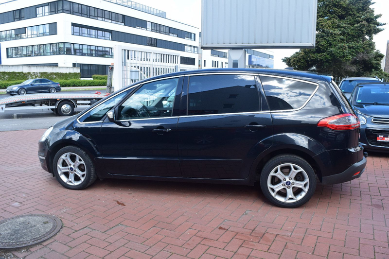 Ford S-Max TÜV NEU,AUTOMATIKGETRIEBE,PANORAMADACH,AHK — photo 4