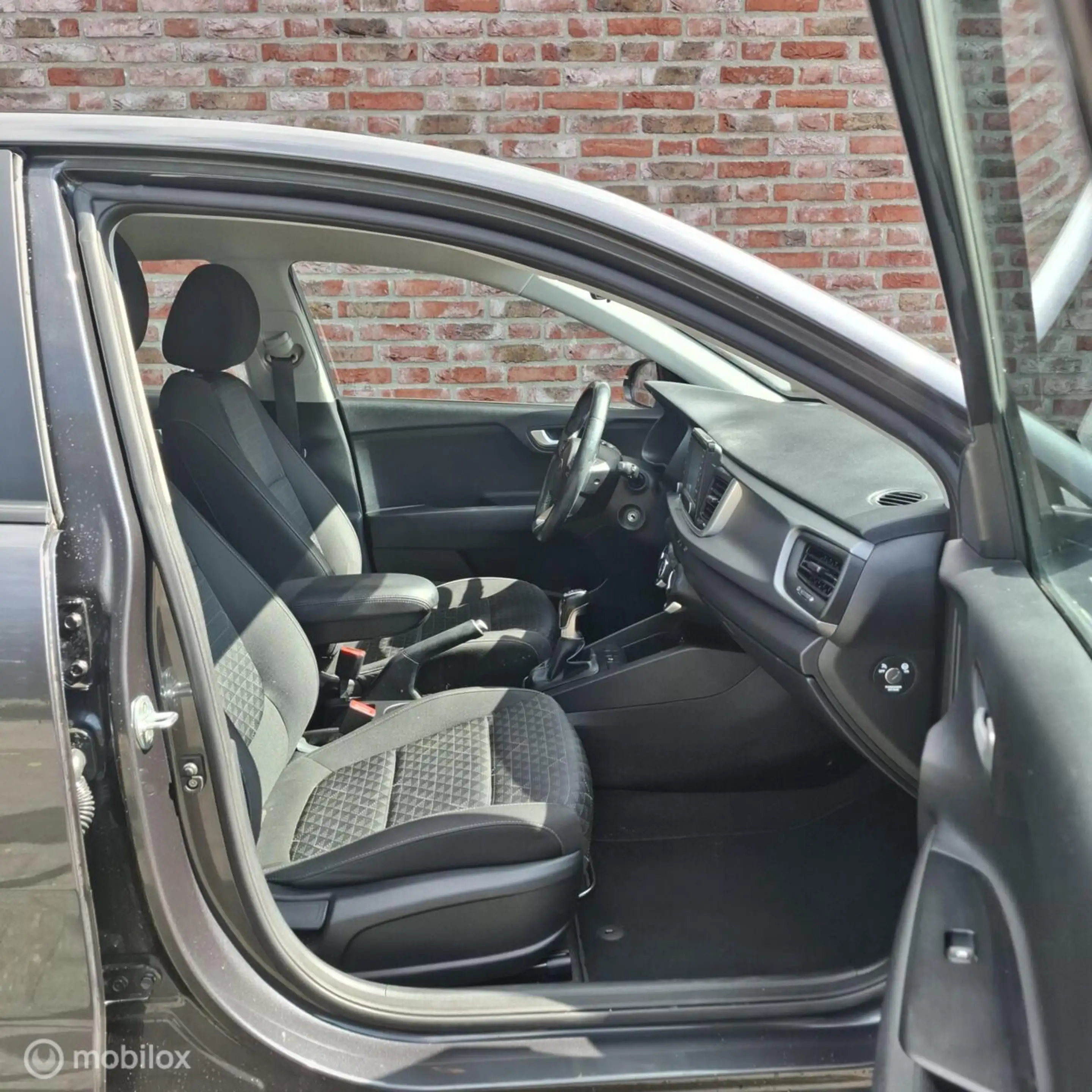 Kia Rio 1.0 TGDI ComfortLine — photo 7