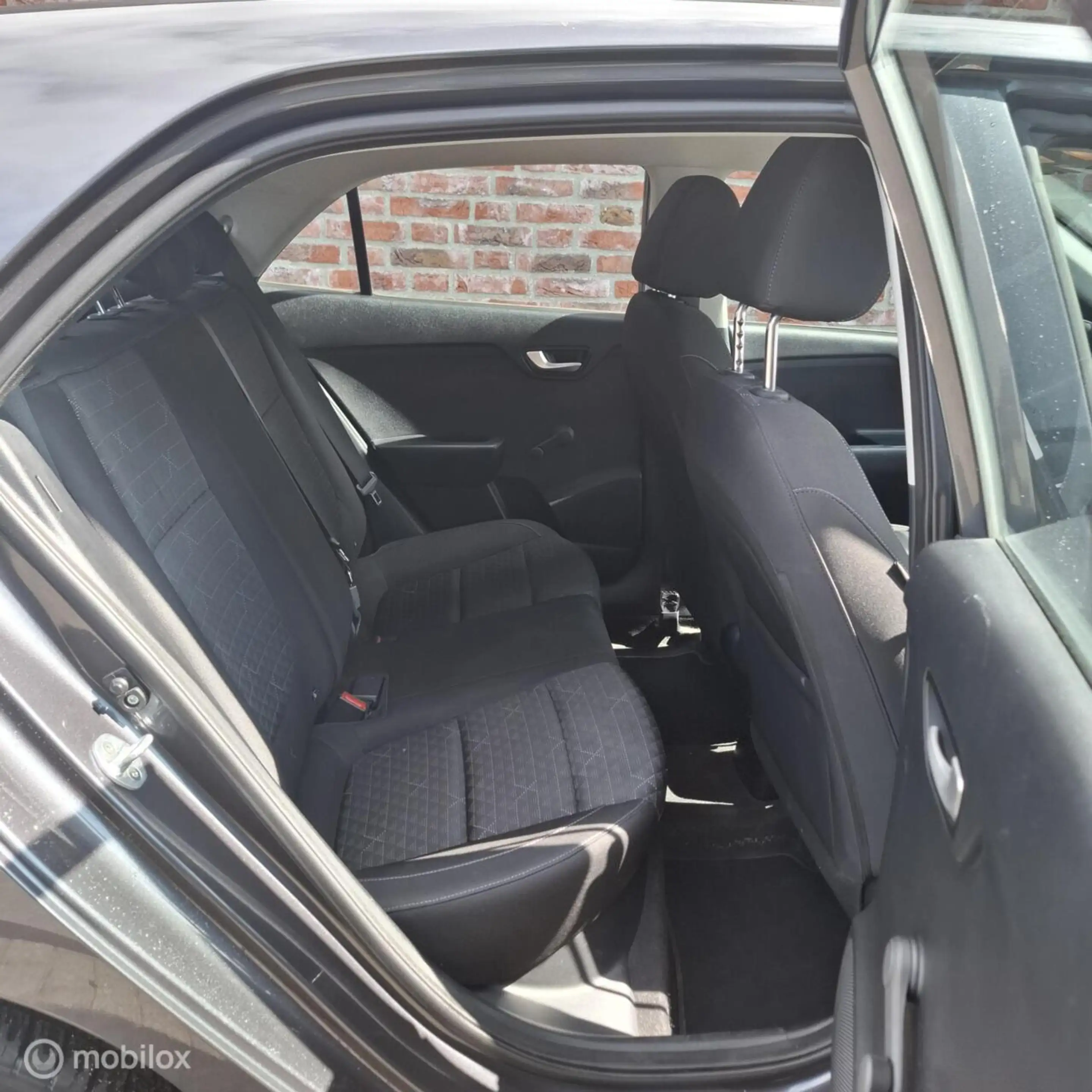 Kia Rio 1.0 TGDI ComfortLine — photo 8
