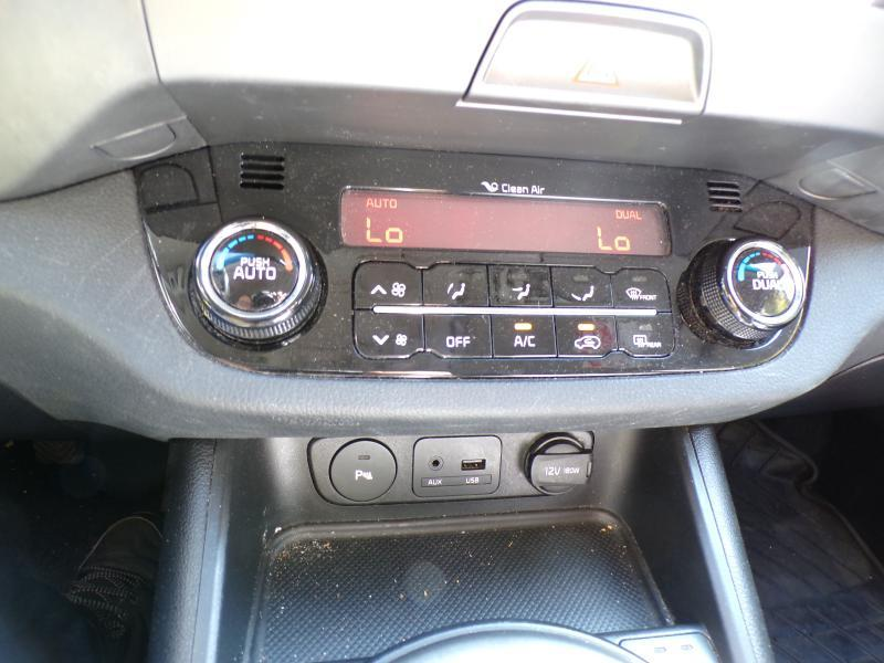 Kia Sportage 1.7 115cv gris 01/15 5500€ marchand Airco GPS — photo 11
