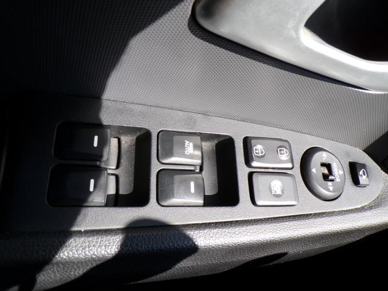 Kia Sportage 1.7 115cv gris 01/15 5500€ marchand Airco GPS — photo 8