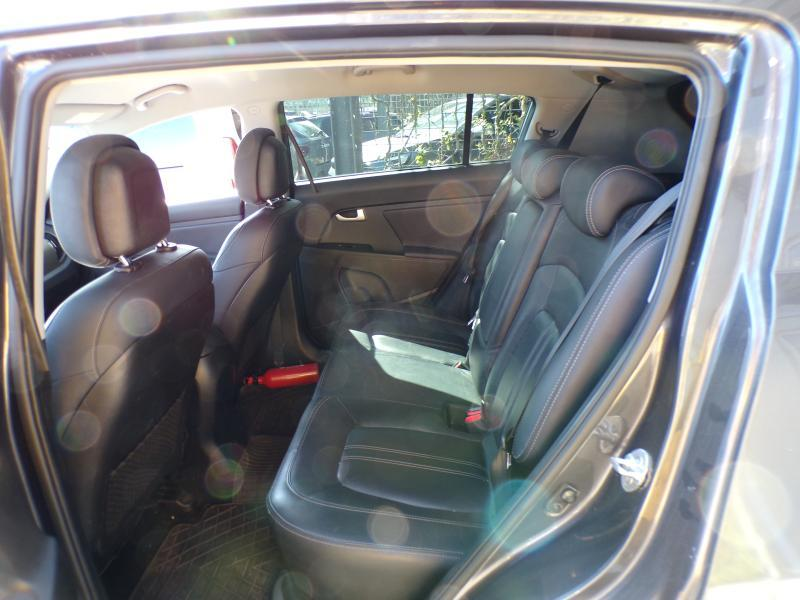 Kia Sportage 1.7 115cv gris 01/15 5500€ marchand Airco GPS — photo 7