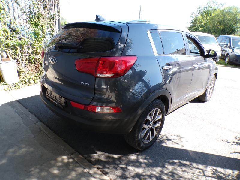 Kia Sportage 1.7 115cv gris 01/15 5500€ marchand Airco GPS — photo 4