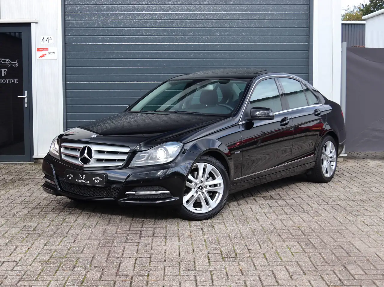 Mercedes-Benz C 180