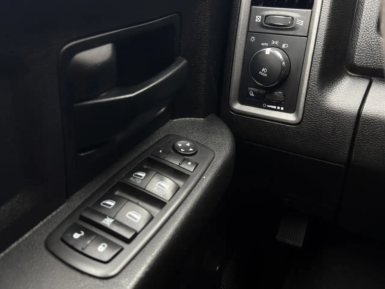 RAM 1500 fotografie RAM 1500