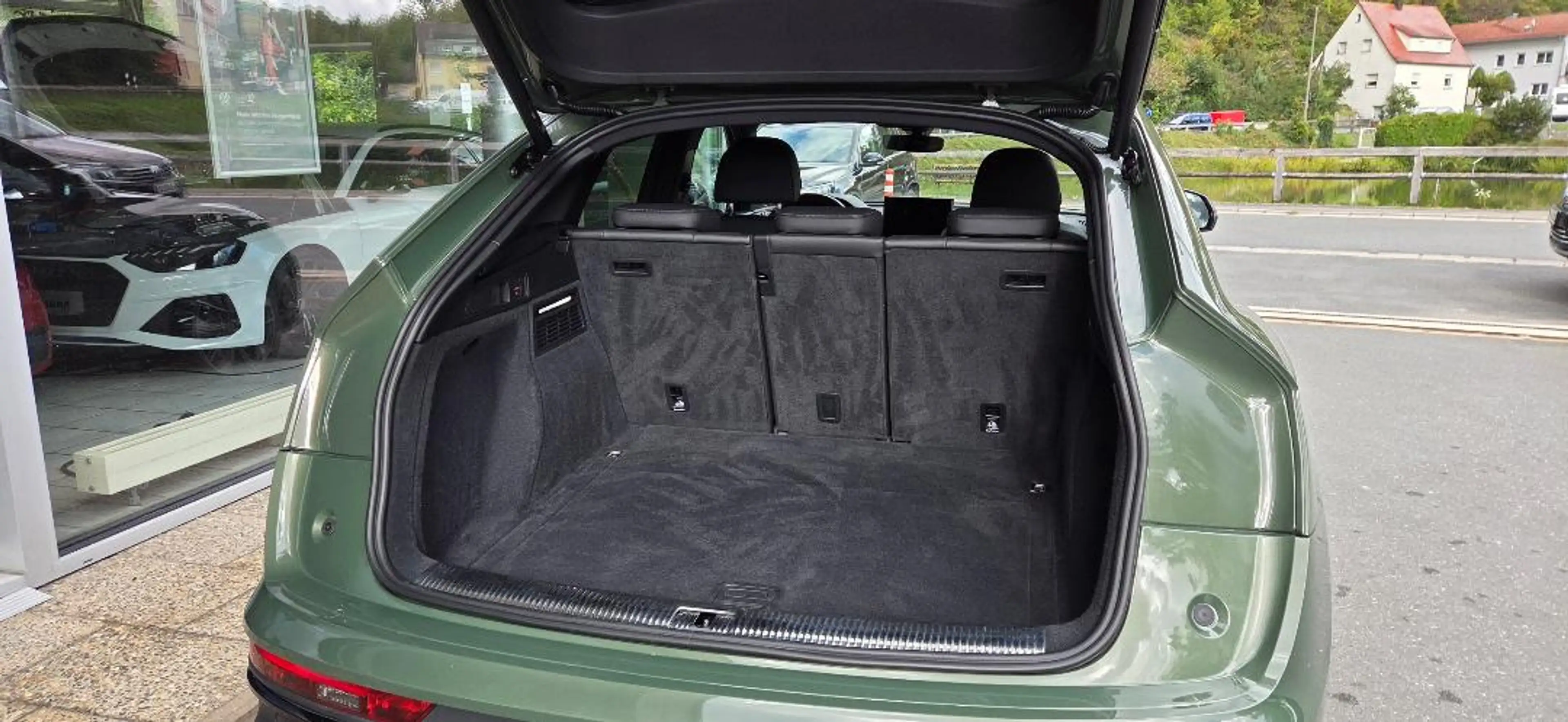 Audi SQ5 Sportback 3,0TDI quattro Aut. Matrix B&O Stheizg AHK MMI — photo 13