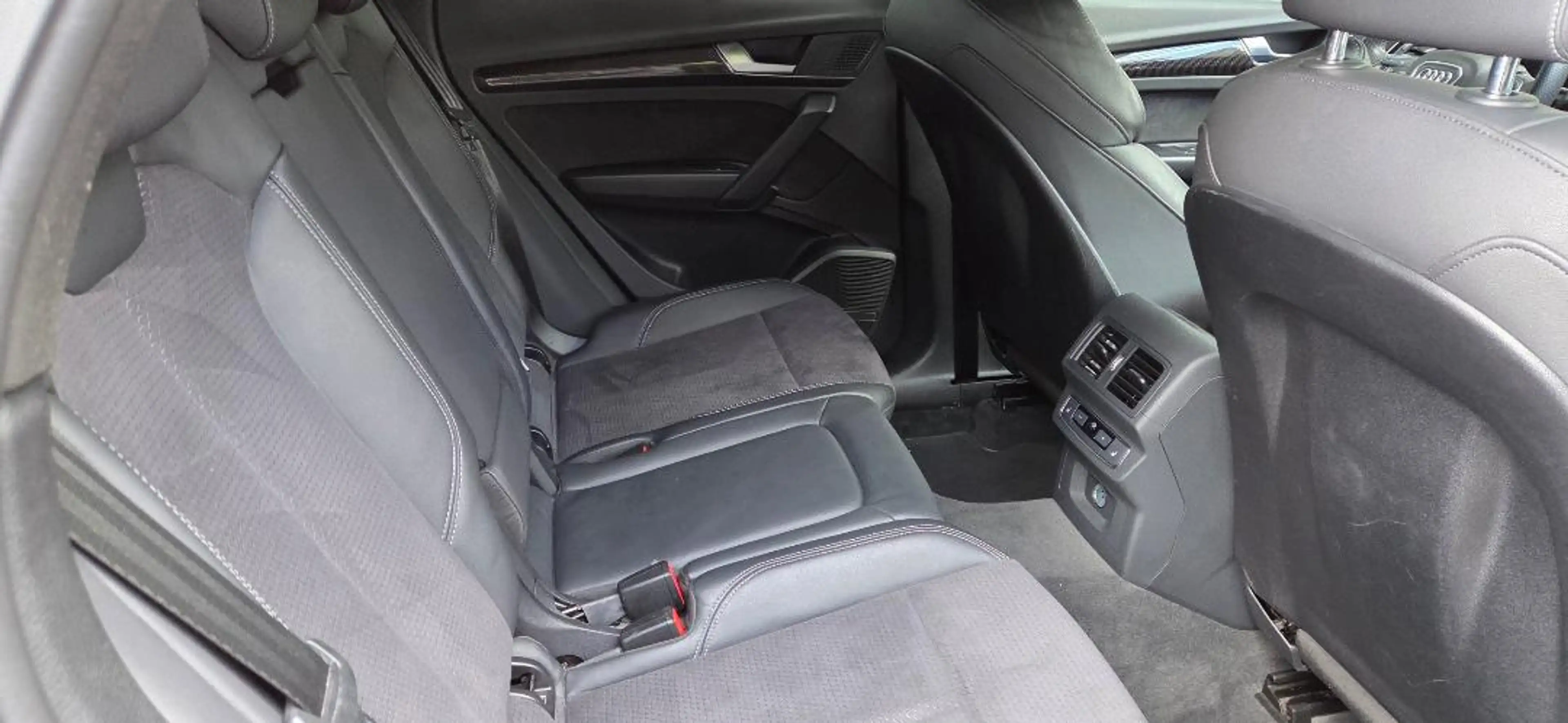 Audi SQ5 Sportback 3,0TDI quattro Aut. Matrix B&O Stheizg AHK MMI — photo 10