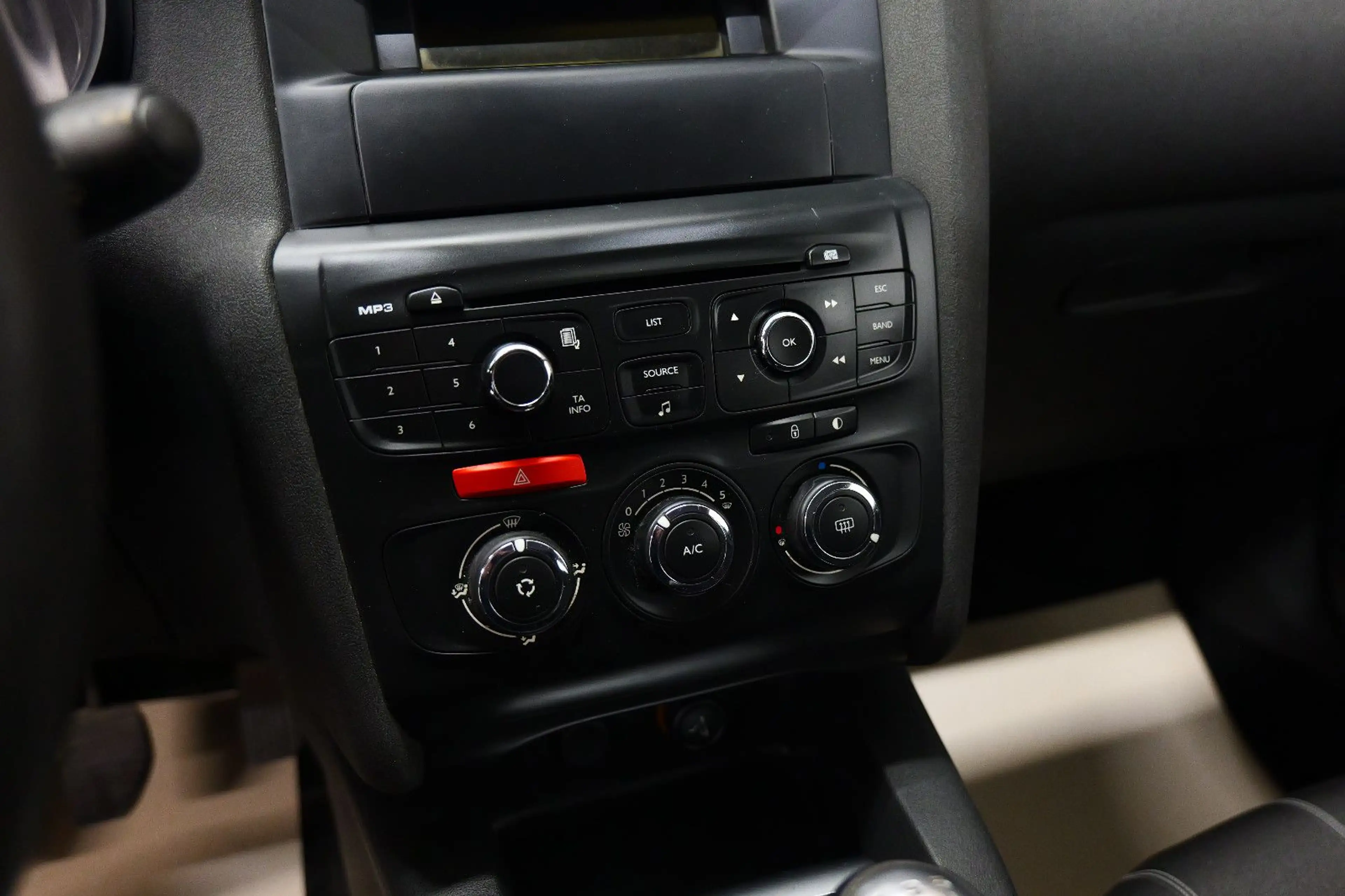 Citroen C4 1.4 VTi Attraction TEMP/ZV/KLIMA/LM+TÜV 11.26 — photo 15