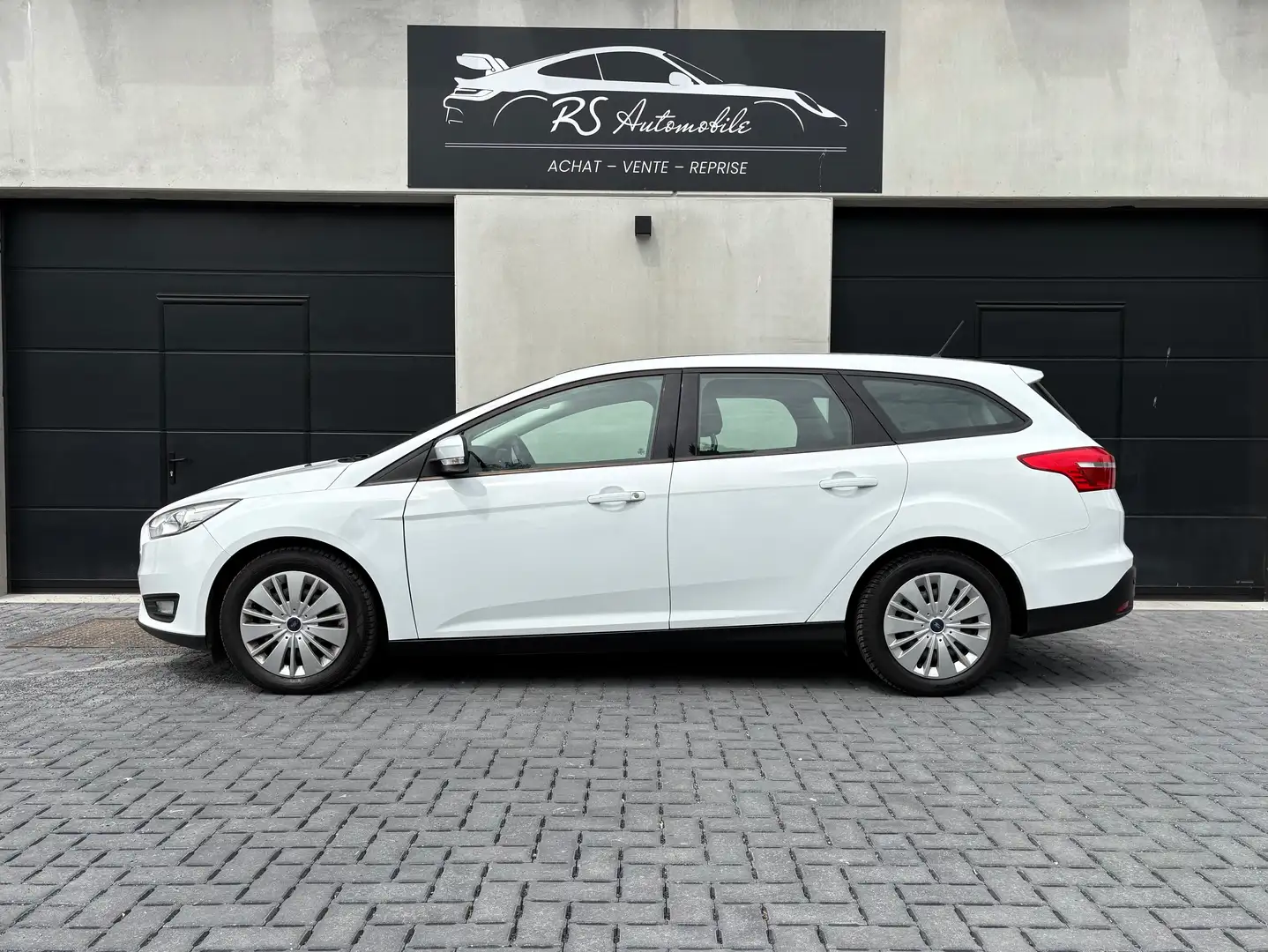 Ford Focus Focus SW 1.5D CLIM|GPS|CAPTEURS| Blanc - 2