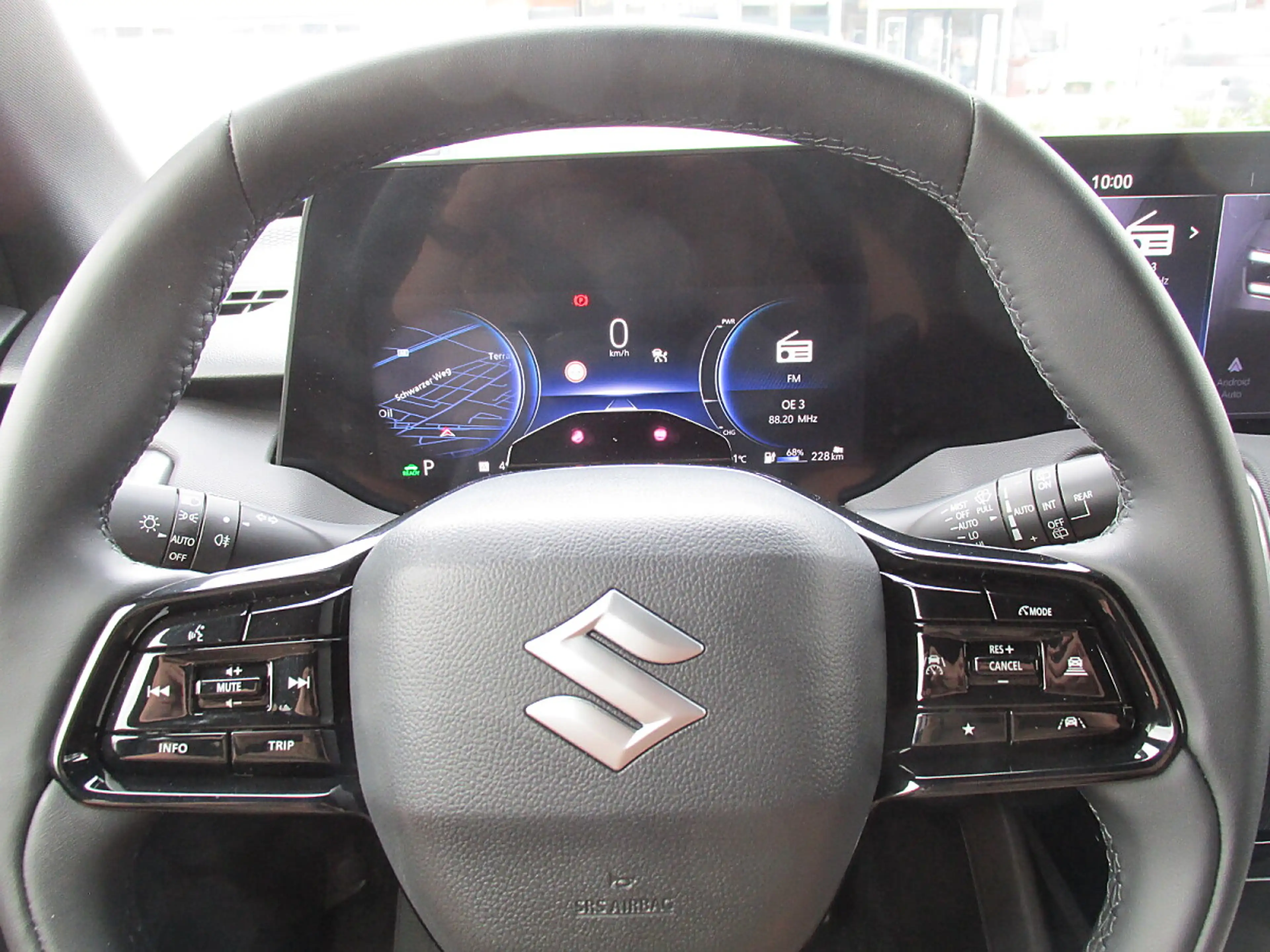 Suzuki Vitara eVitara 61kWh GL+ Allgrip-e Shine — photo 7