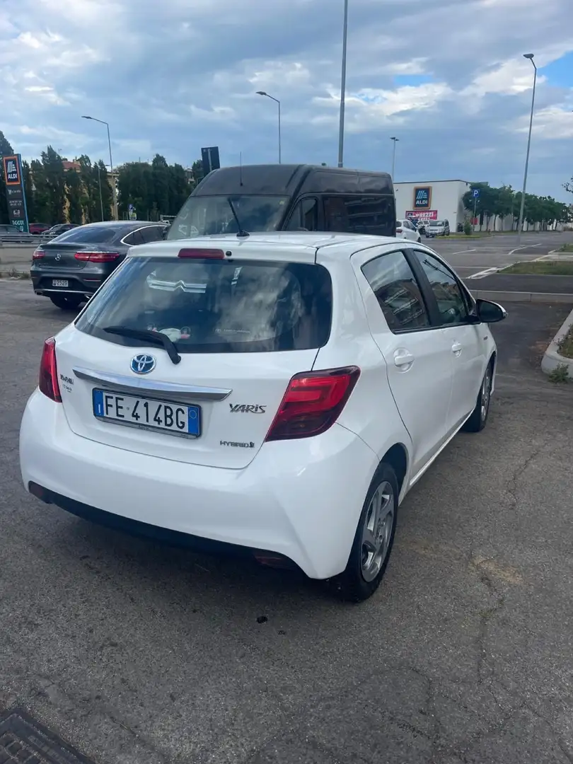 Toyota Yaris 5p 1.5h Active my16 Bianco - 2