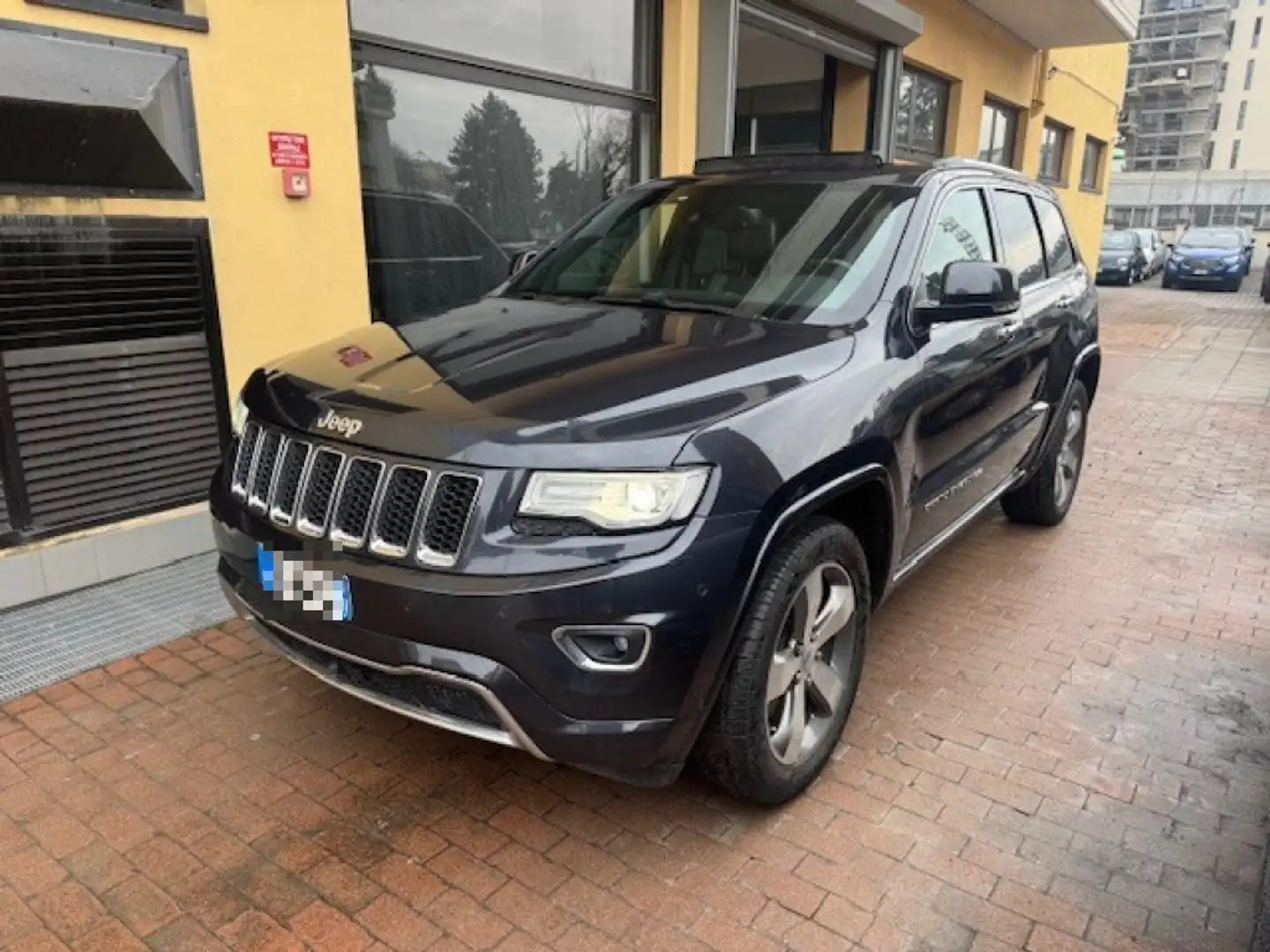 Jeep Grand Cherokee 3.0 V6 CRD 250 CV Multijet II Overland Noir - 1