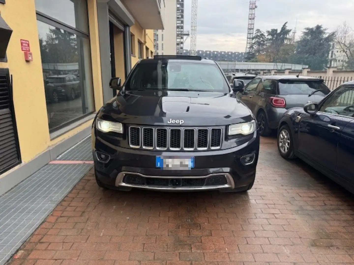 Jeep Grand Cherokee 3.0 V6 CRD 250 CV Multijet II Overland Noir - 2