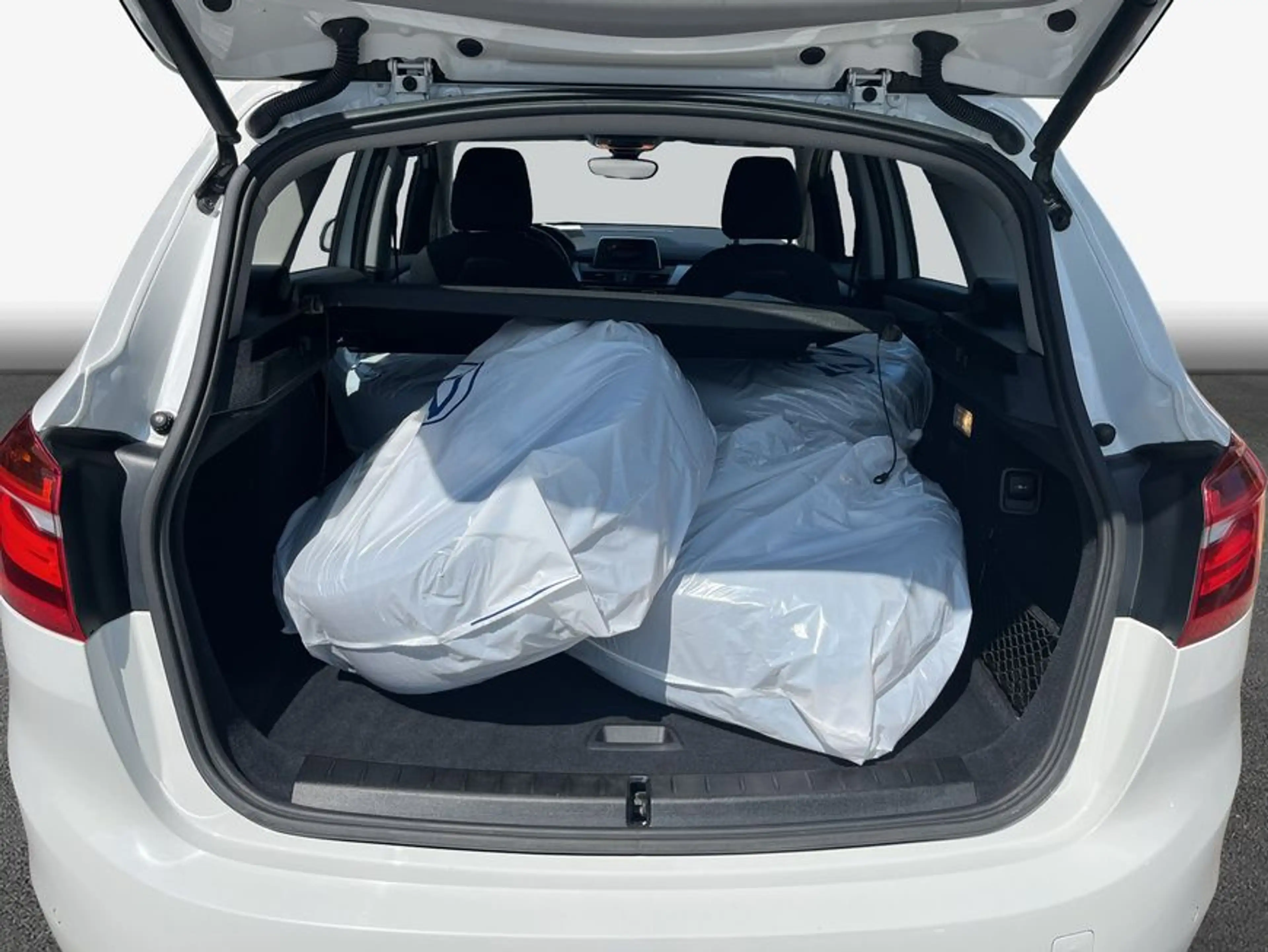 BMW 225 225 XE ActiveTourer NAVI SHZ PDC — photo 9