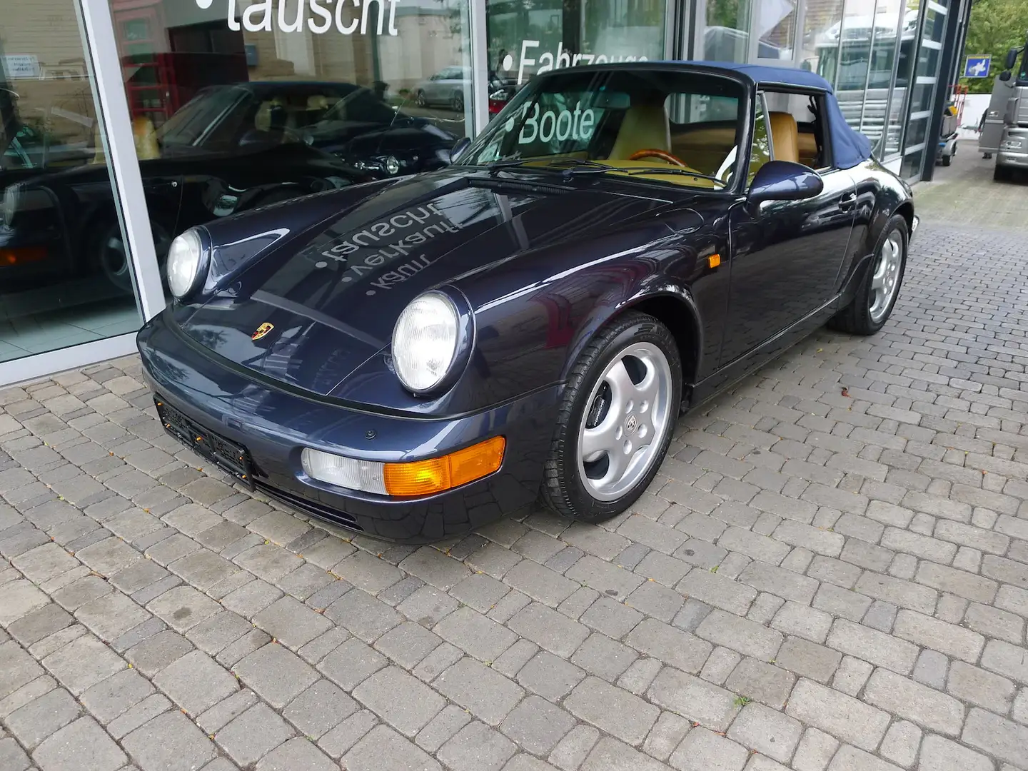 Porsche 964 Carrera 2 Cabrio 39.000 km top Historie! Modrá - 2