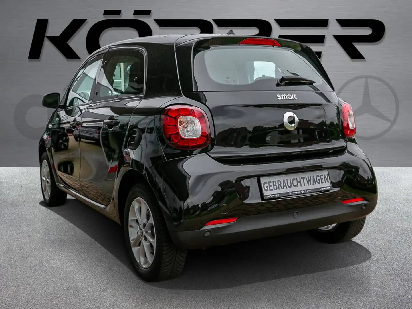smart forFour 52 kW Cool + Audio Panoramadach Schwarz - 2