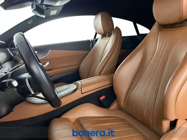 Mercedes-Benz E-Class view 15