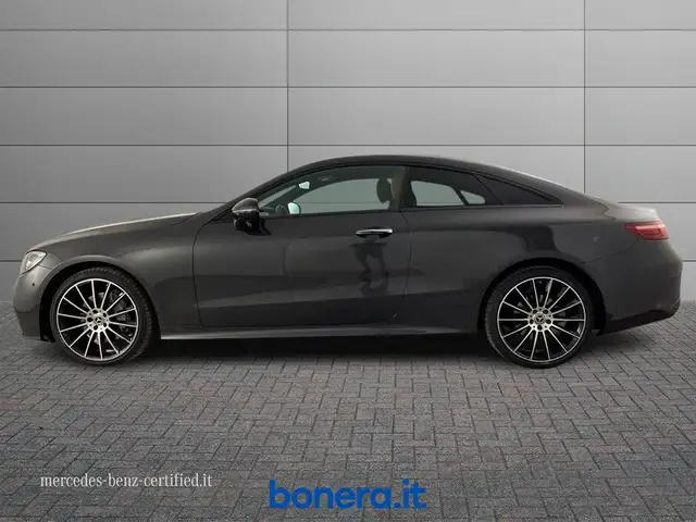 Mercedes-Benz E-Class view 6