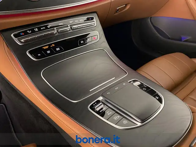 Mercedes-Benz E-Class view 14