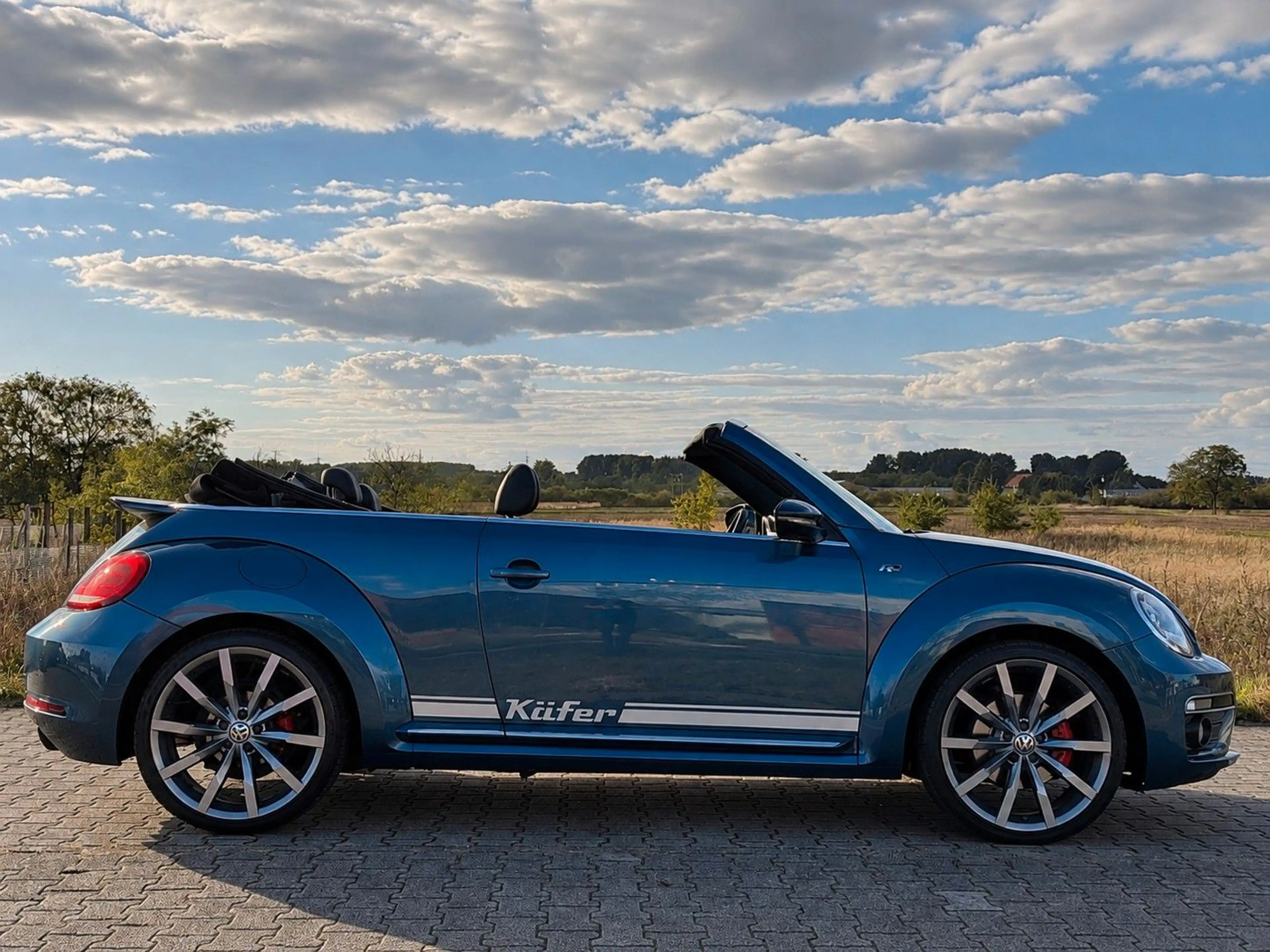 Volkswagen Beetle KÄFER Cabrio Sport R-Line *ABSOLUT VOLL* — photo 9