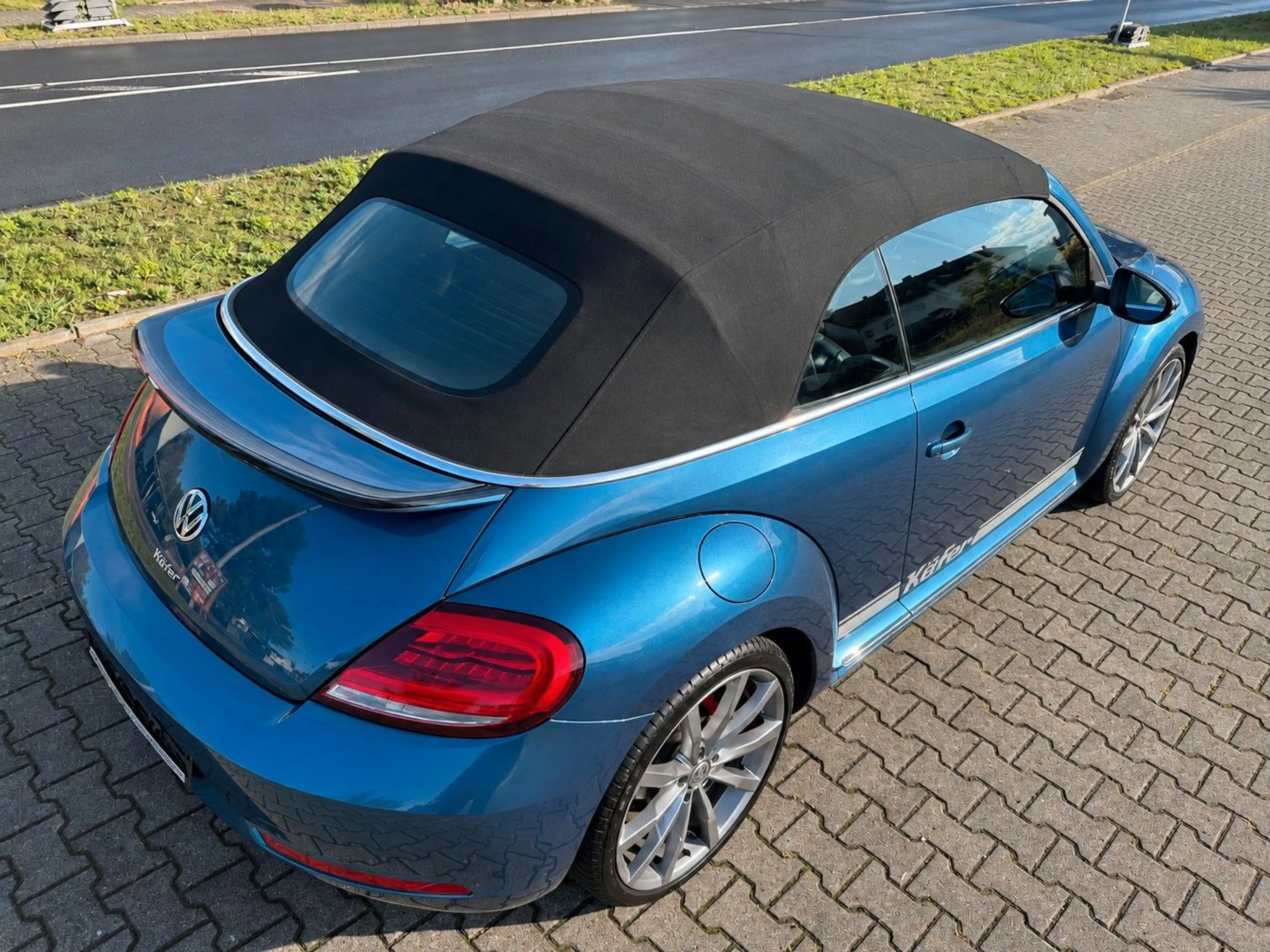 Volkswagen Beetle KÄFER Cabrio Sport R-Line *ABSOLUT VOLL* — photo 12